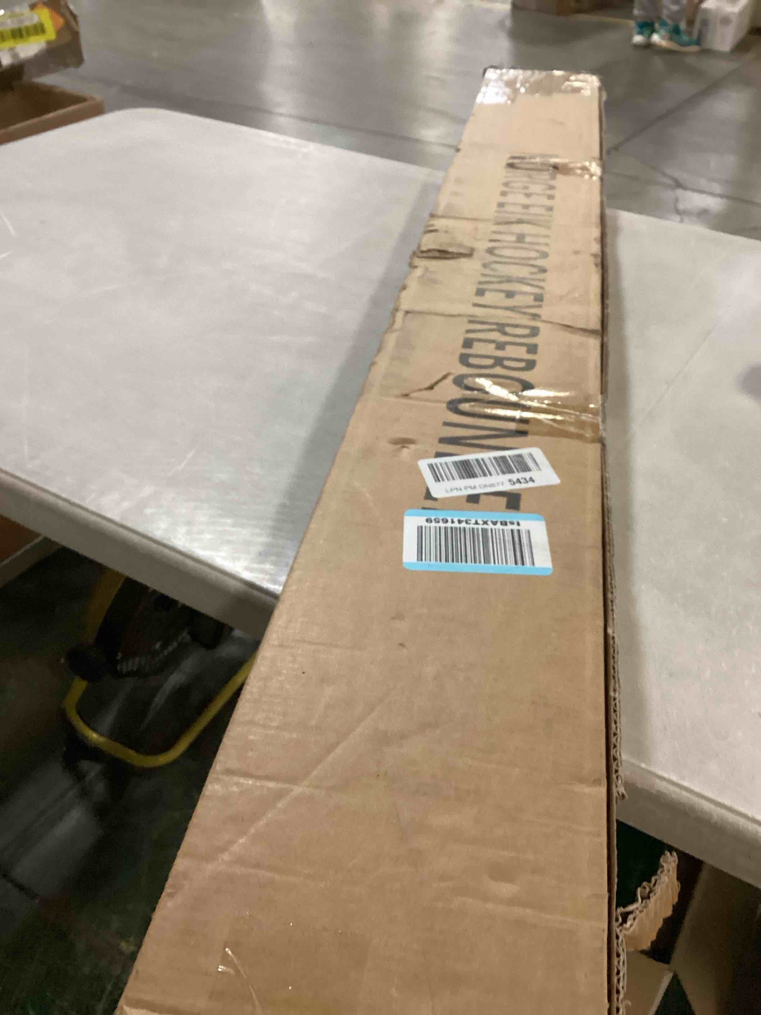 https://s3.amazonaws.com/lotting-images-prod/bidfta/YEL6788742_1738245856134.jpeg