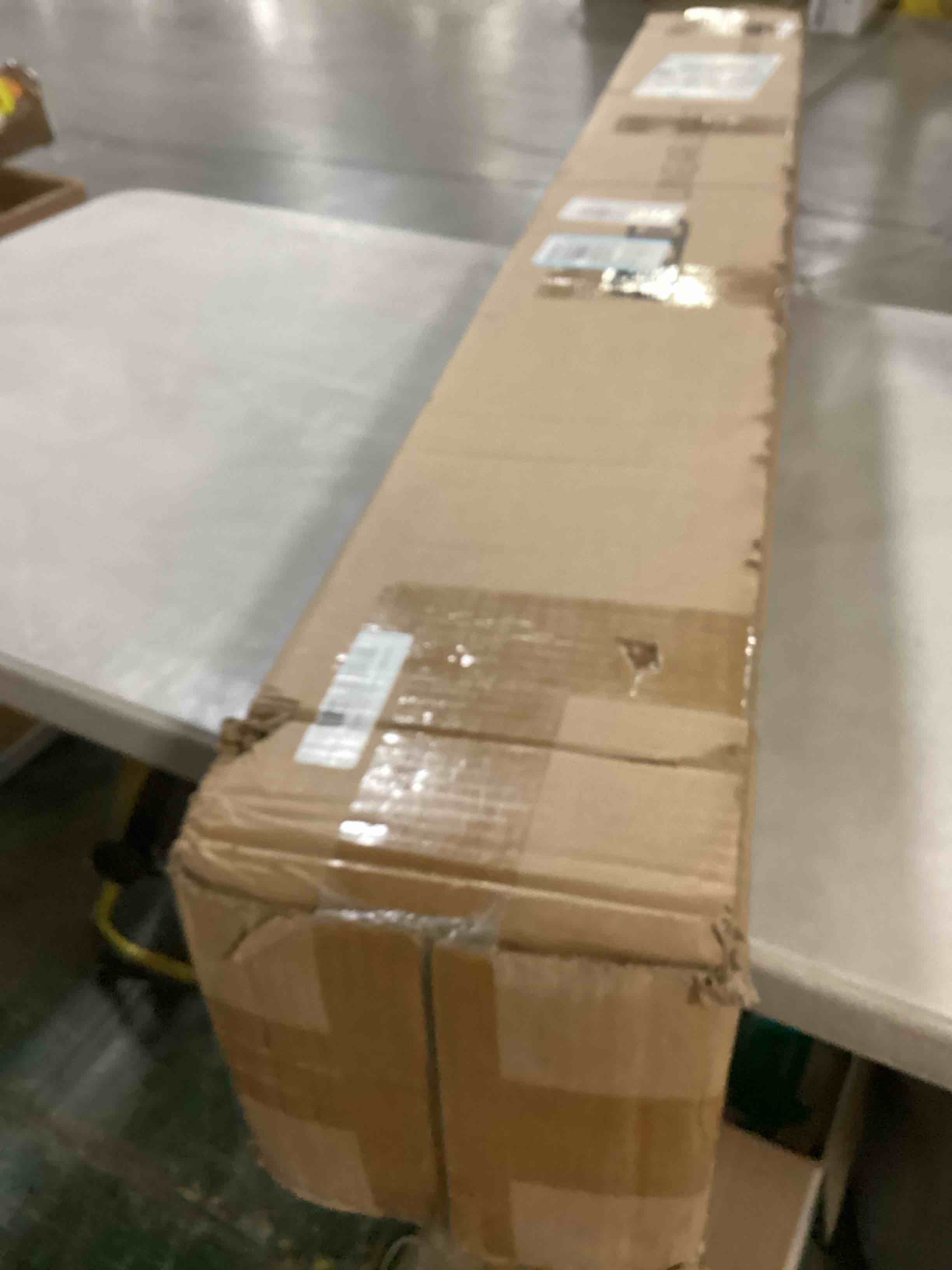 https://s3.amazonaws.com/lotting-images-prod/bidfta/YEL6788743_1738246020693.jpeg