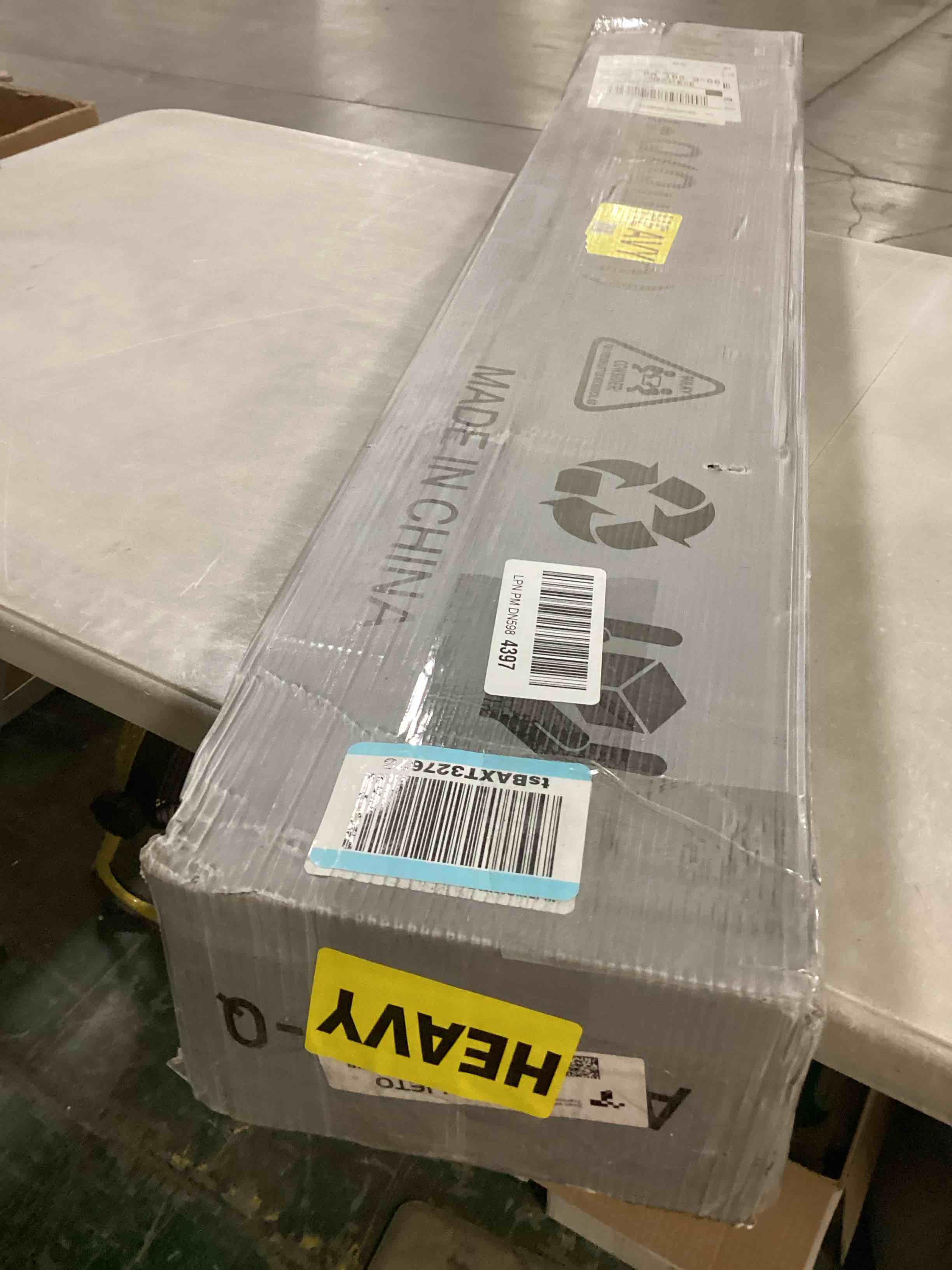 https://s3.amazonaws.com/lotting-images-prod/bidfta/YEL6788754_1738248200811.jpeg