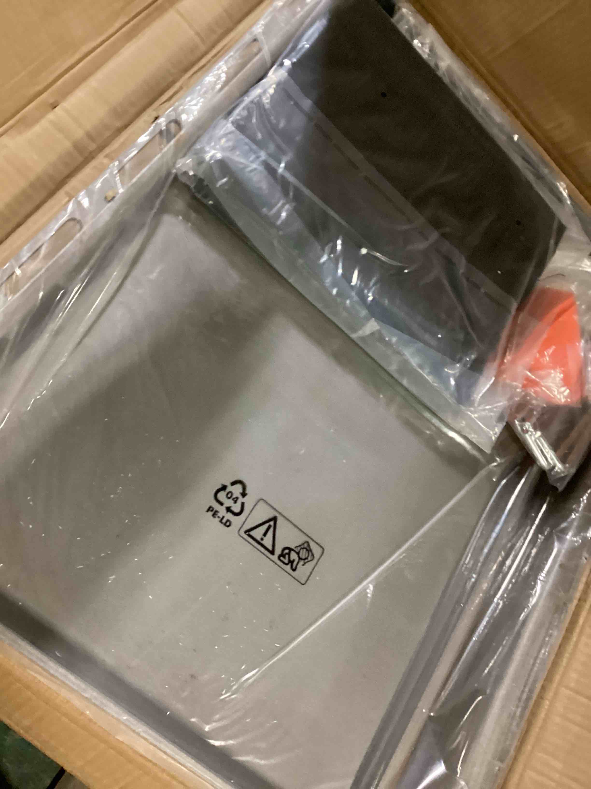 https://s3.amazonaws.com/lotting-images-prod/bidfta/YEL6788756_1738248452749.jpeg