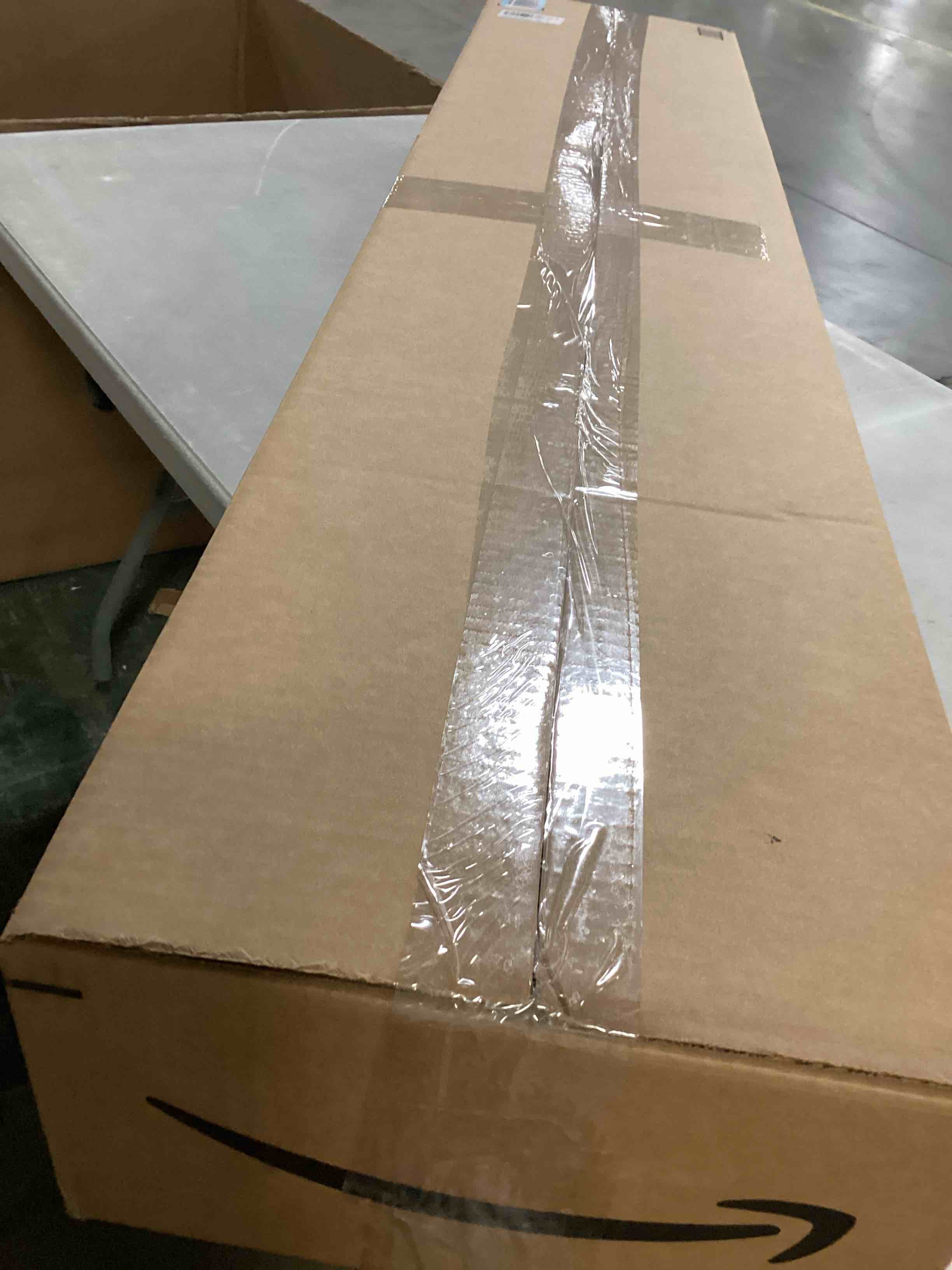 https://s3.amazonaws.com/lotting-images-prod/bidfta/YEL6788772_1738252194207.jpeg