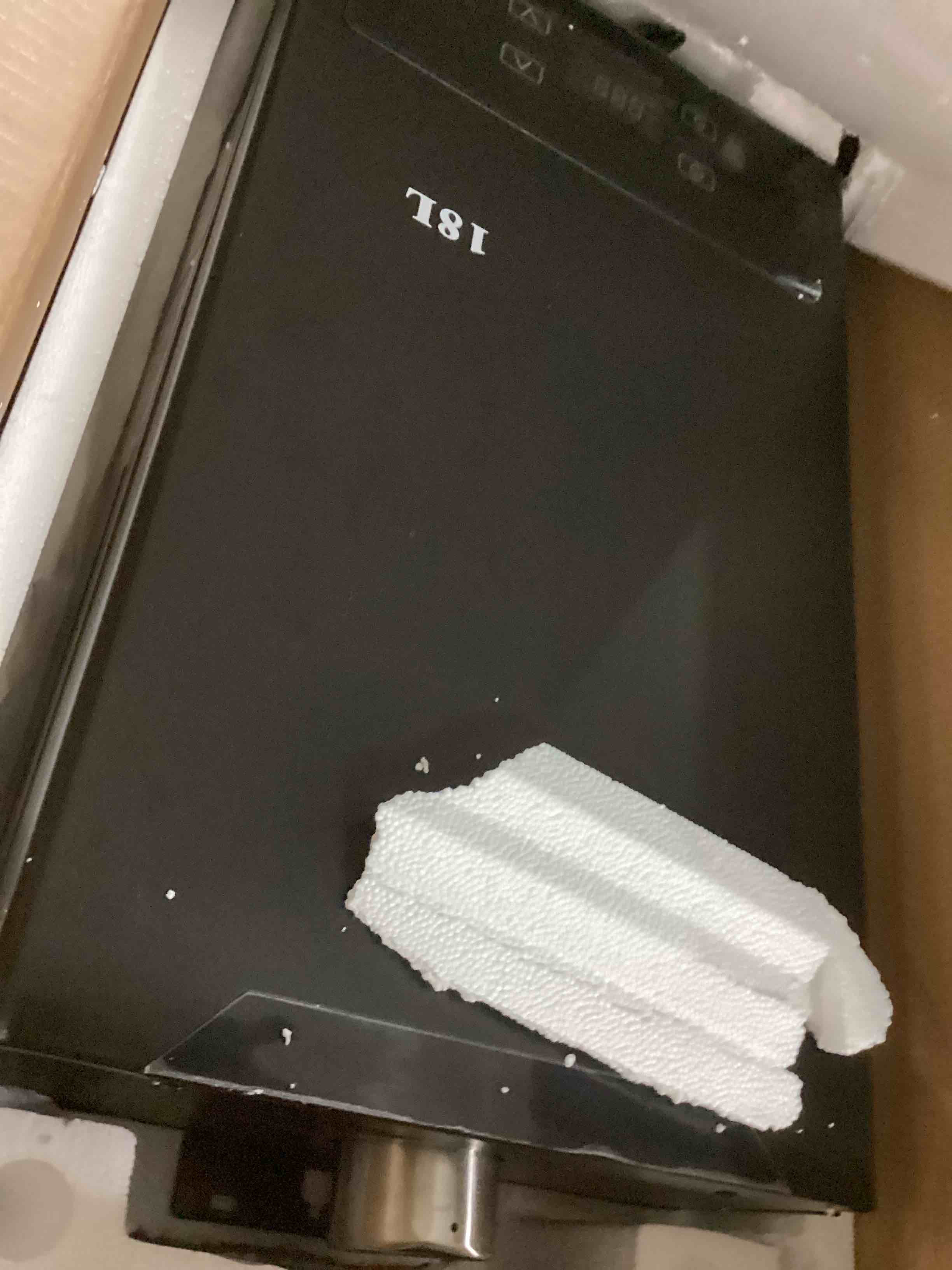 https://s3.amazonaws.com/lotting-images-prod/bidfta/YEL6788805_1738261741620.jpeg