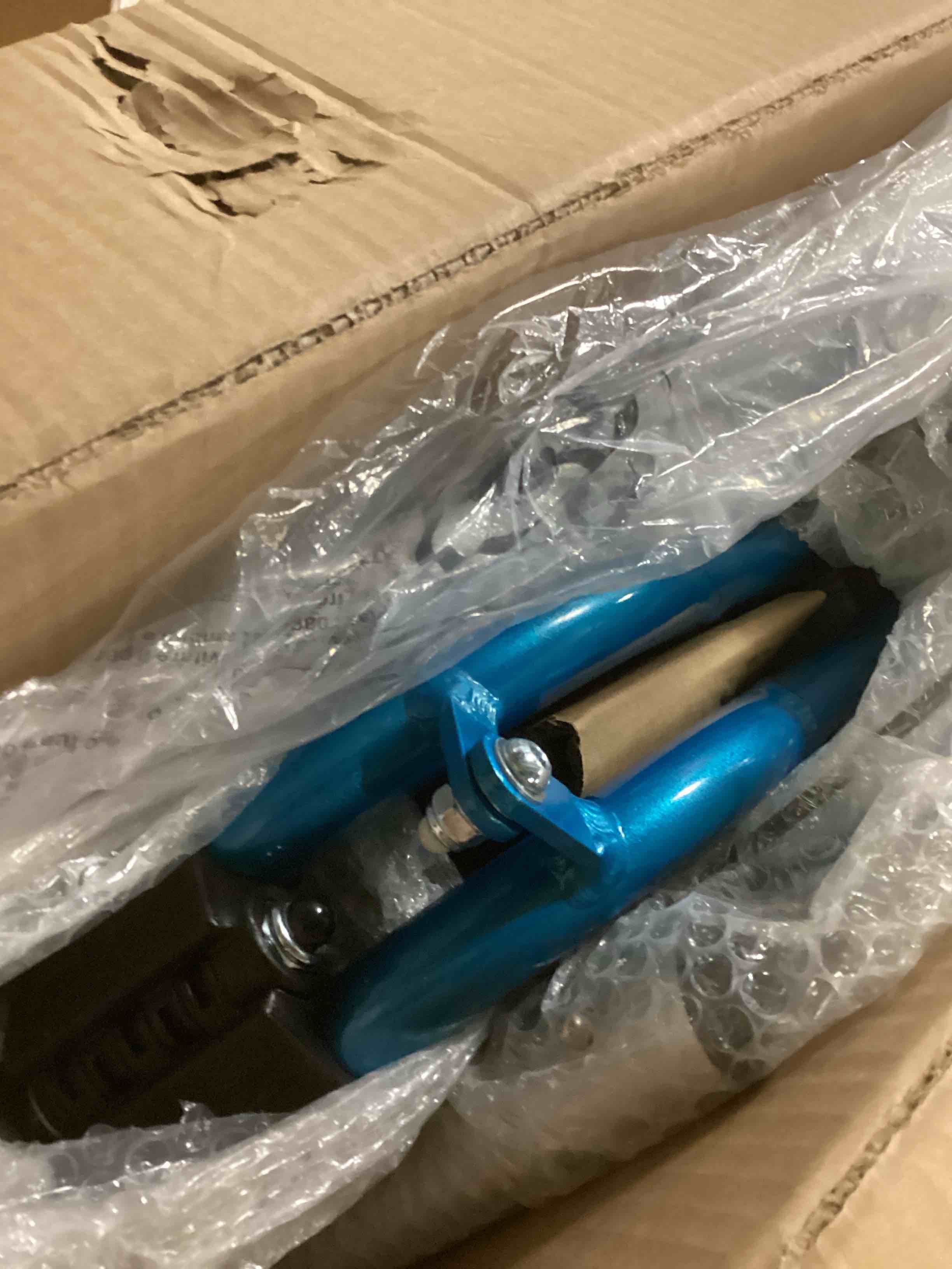 https://s3.amazonaws.com/lotting-images-prod/bidfta/YEL6789091_1738604351291.jpeg