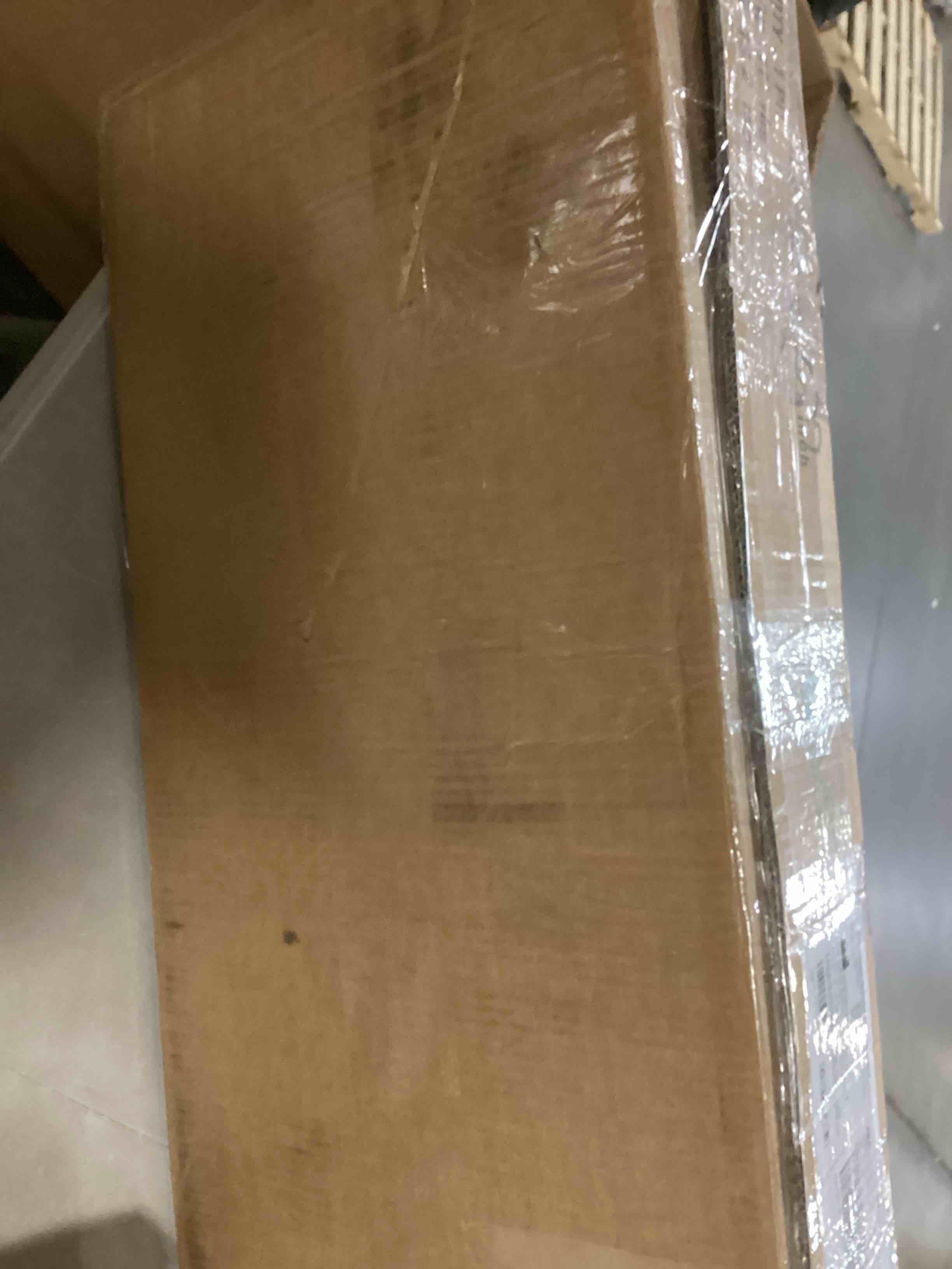 https://s3.amazonaws.com/lotting-images-prod/bidfta/YEL6789091_1738604381498.jpeg