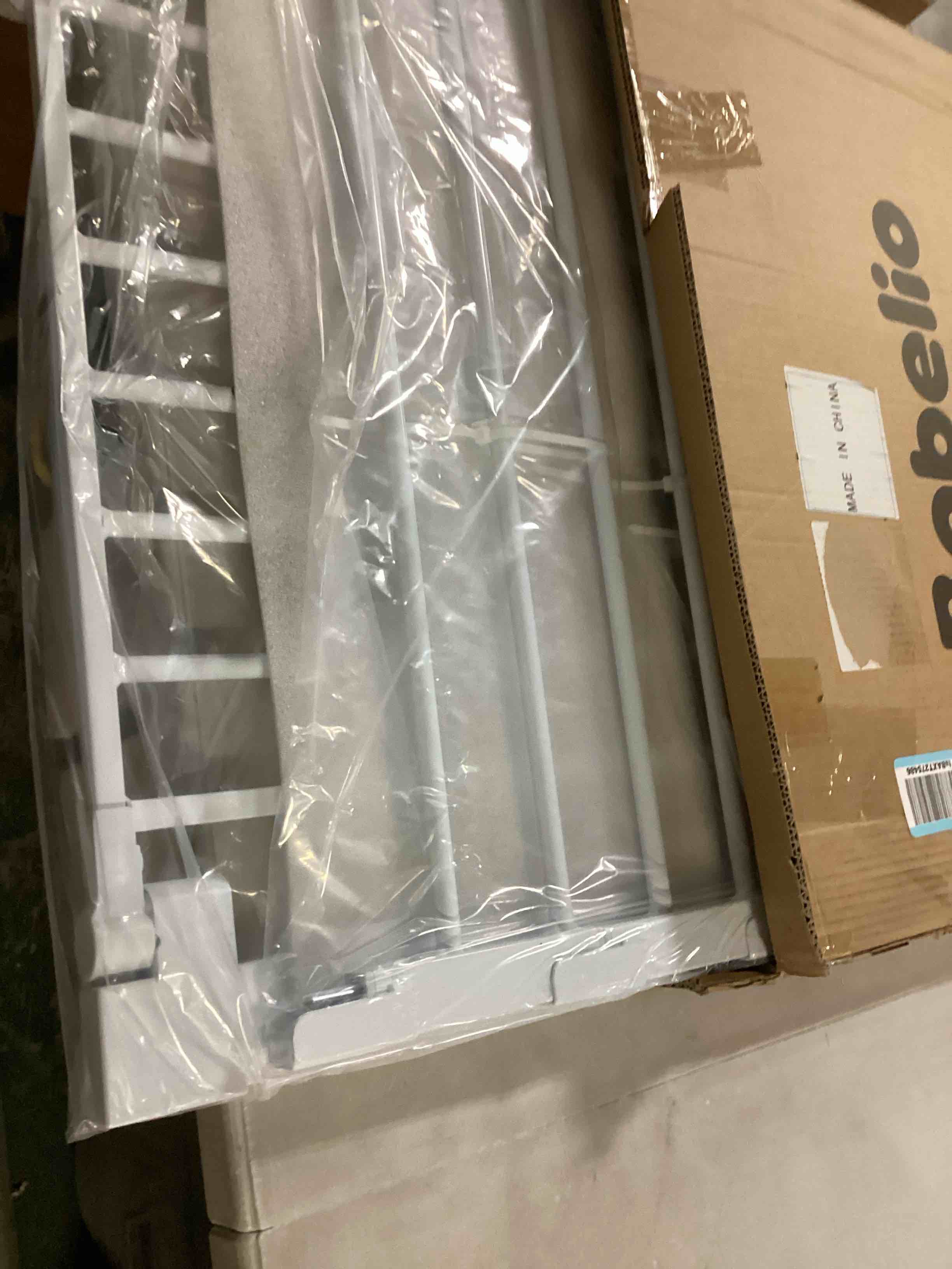 https://s3.amazonaws.com/lotting-images-prod/bidfta/YEL6789618_1733841033269.jpeg