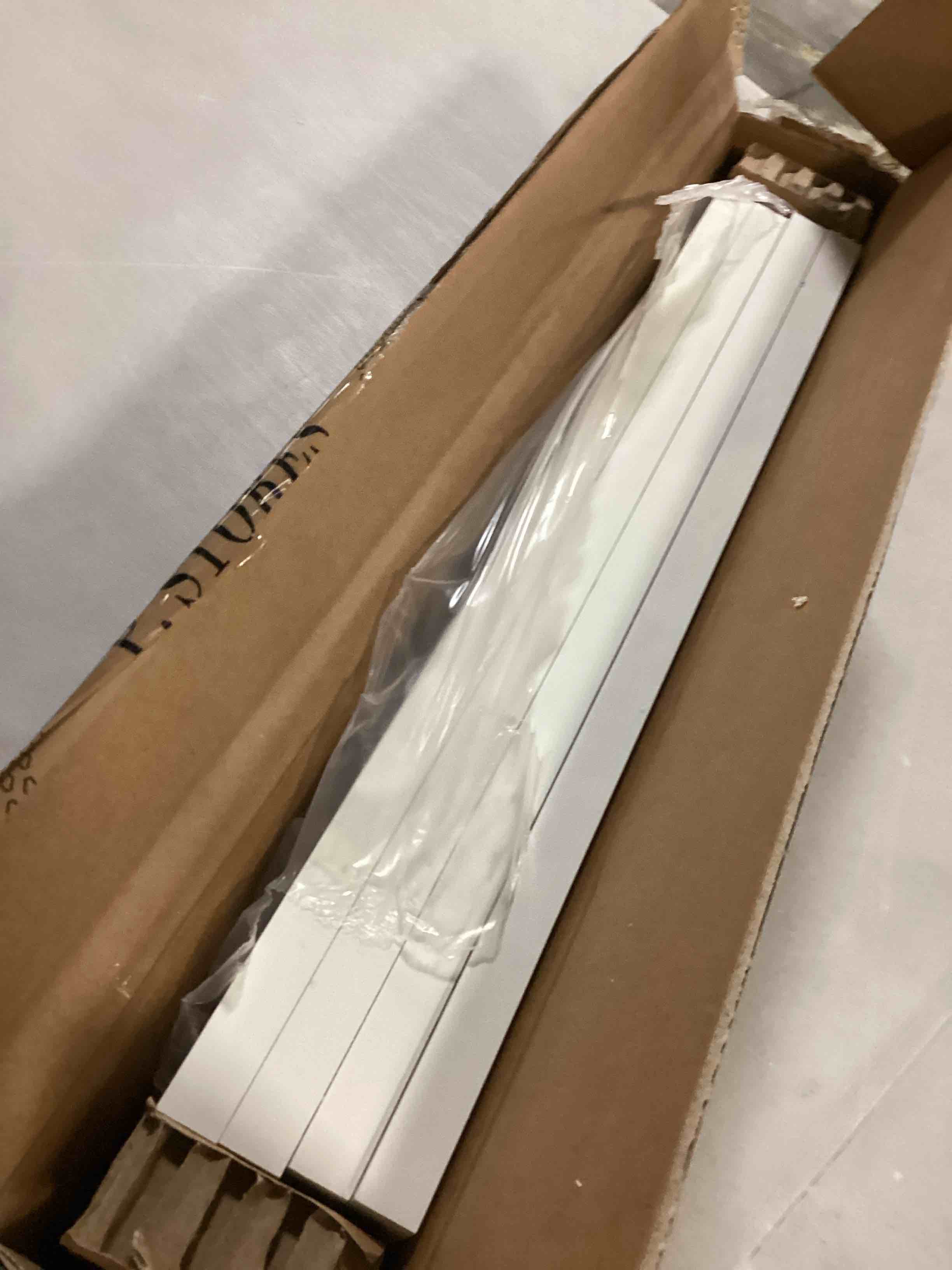 https://s3.amazonaws.com/lotting-images-prod/bidfta/YEL6790514_1734624424720.jpeg