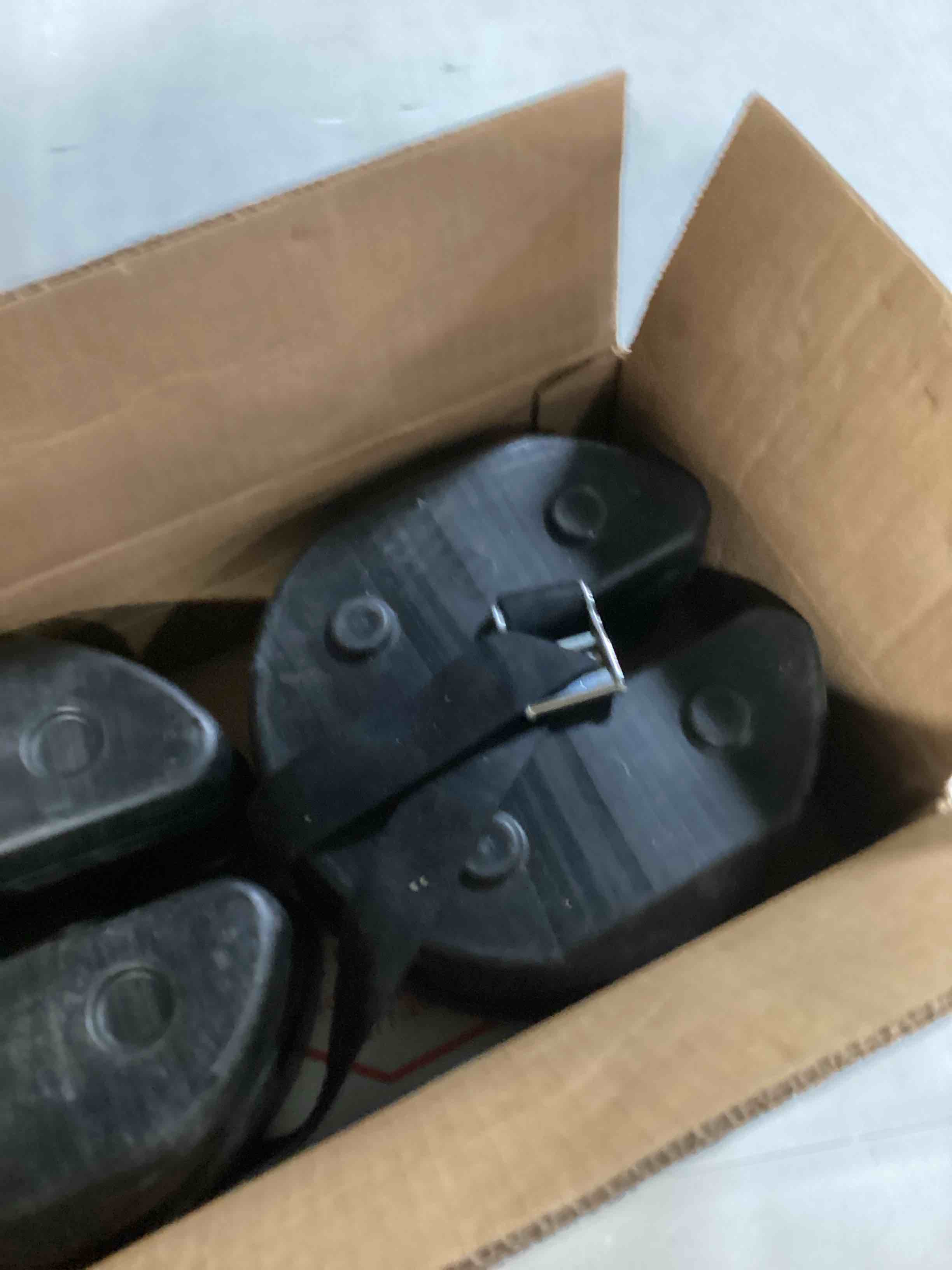 https://s3.amazonaws.com/lotting-images-prod/bidfta/YEL6790560_1734705050302.jpeg