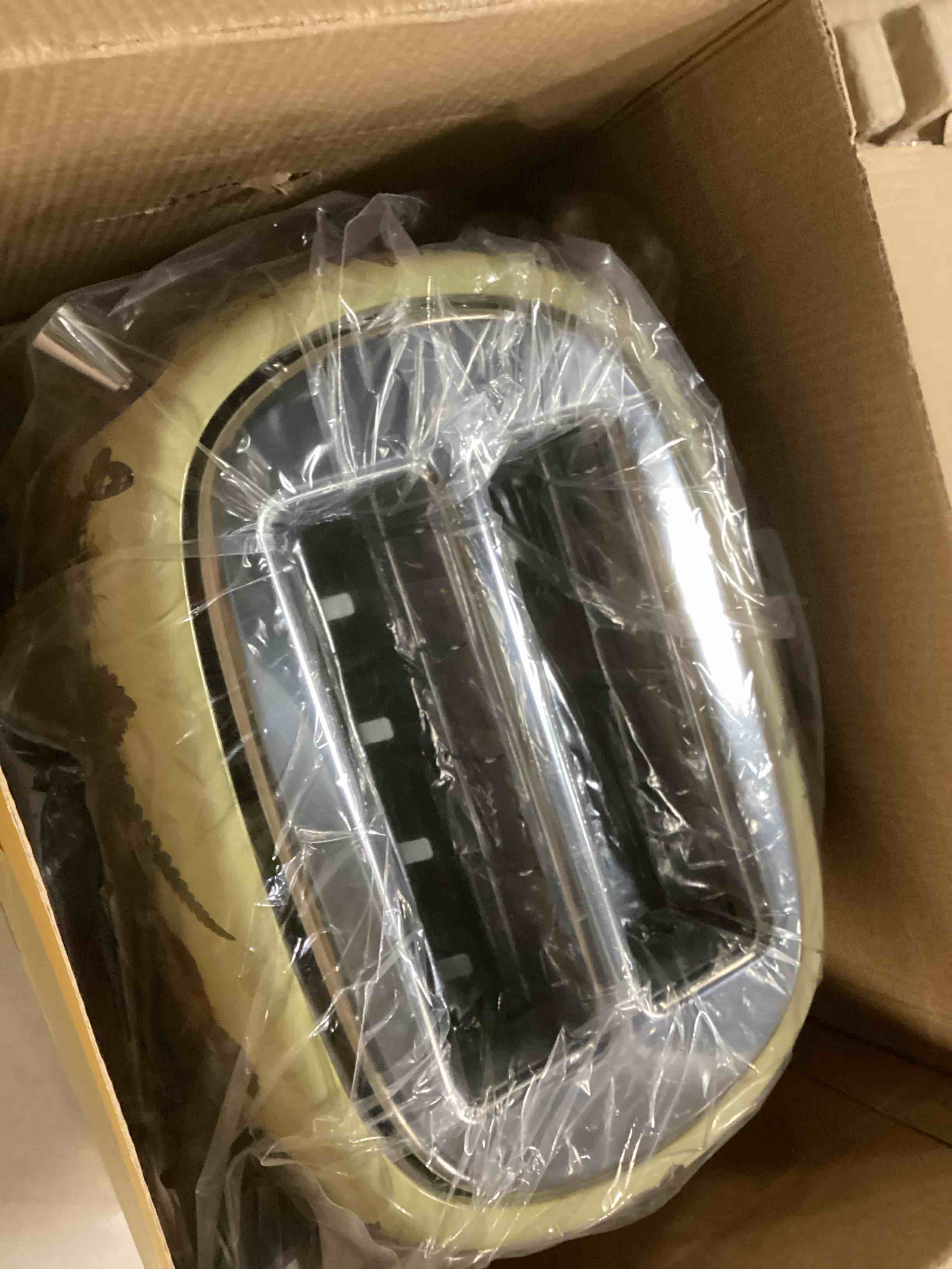 https://s3.amazonaws.com/lotting-images-prod/bidfta/YEL6790838_1735580728703.jpeg