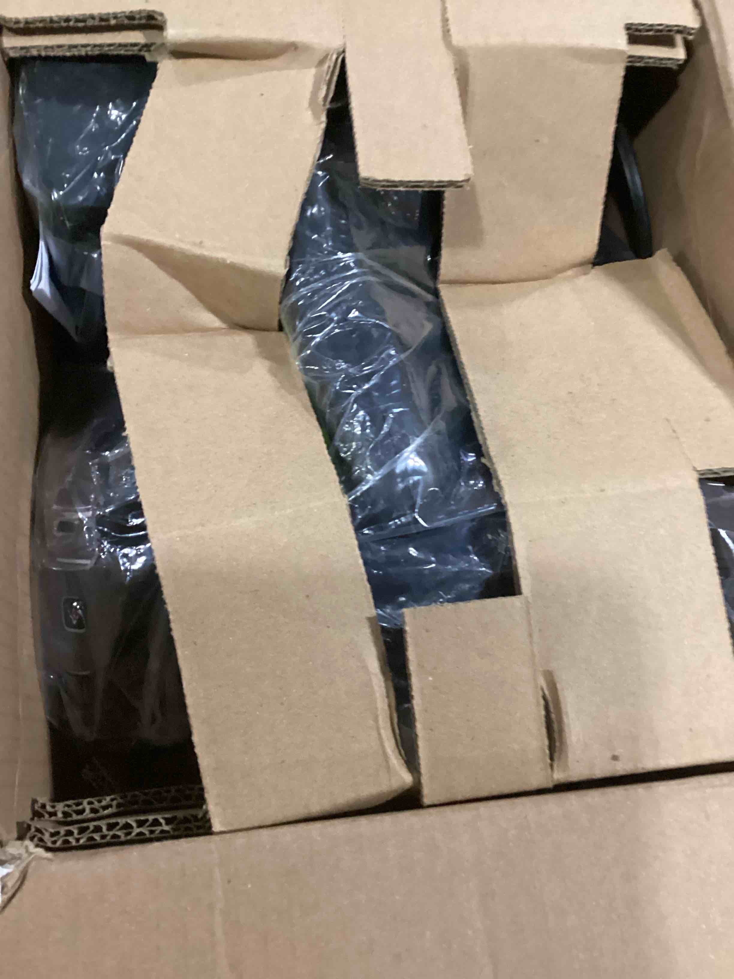 https://s3.amazonaws.com/lotting-images-prod/bidfta/YEL6791642_1737555335954.jpeg