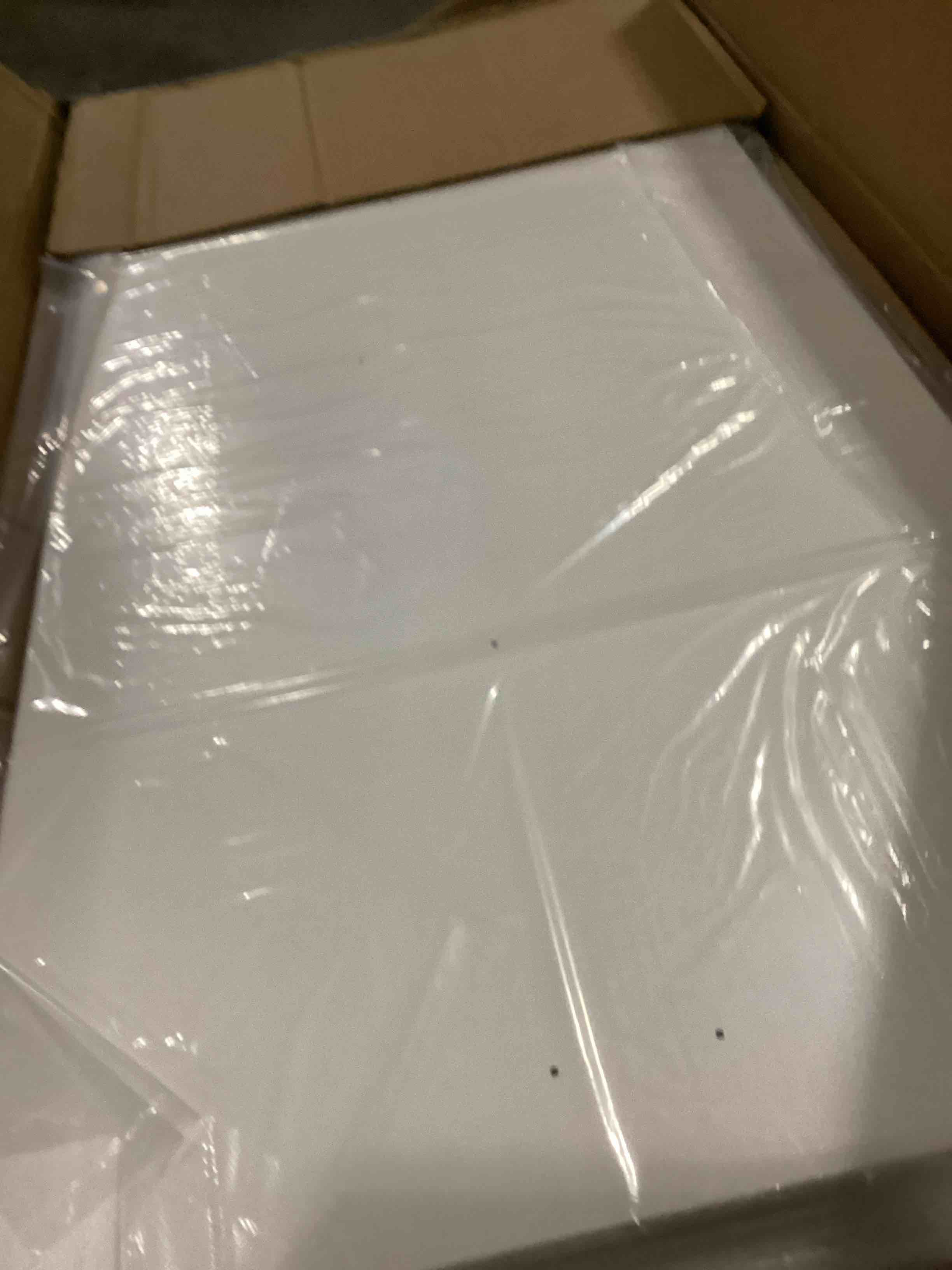 https://s3.amazonaws.com/lotting-images-prod/bidfta/YEL6791723_1737634597337.jpeg