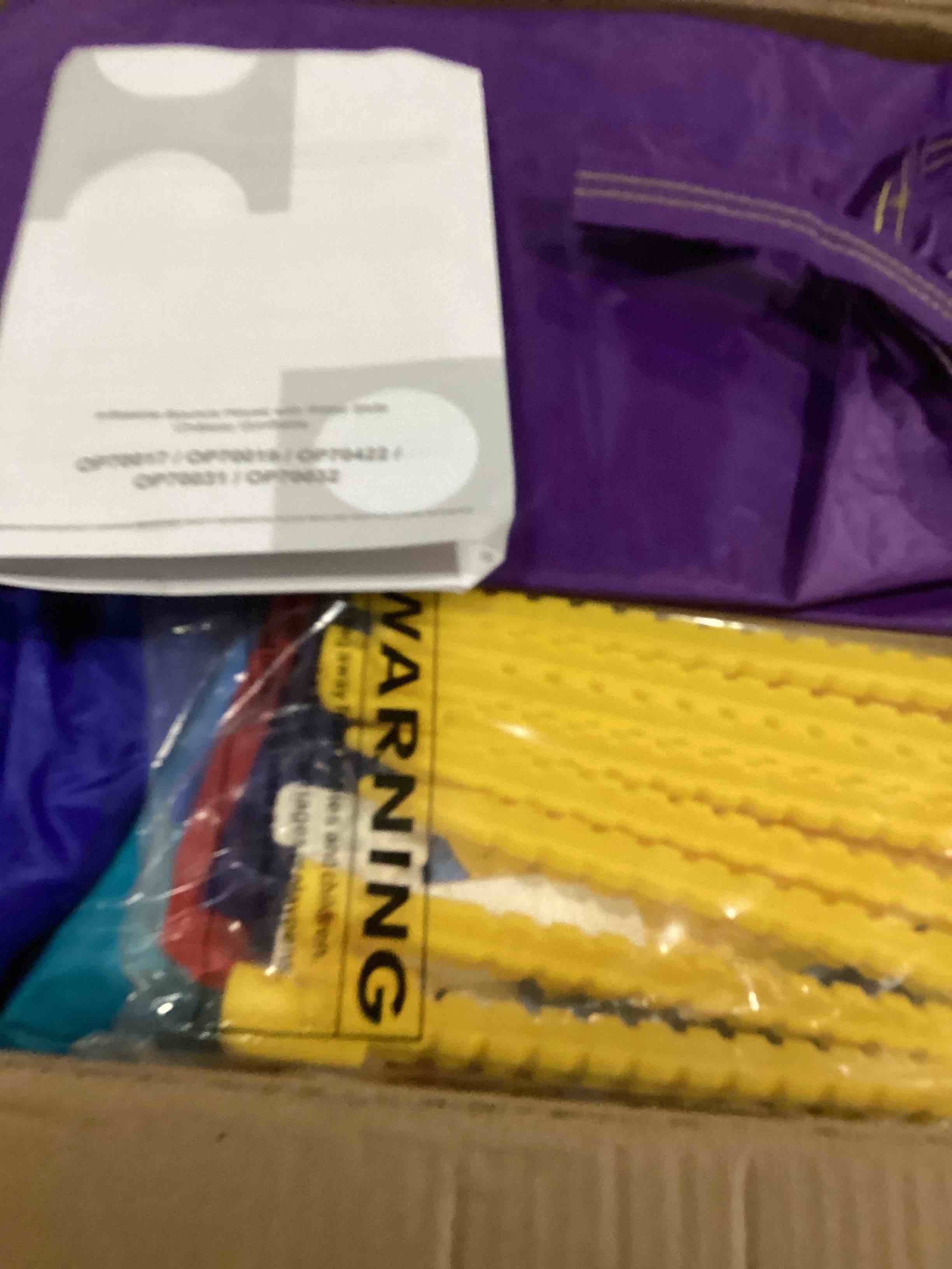 https://s3.amazonaws.com/lotting-images-prod/bidfta/YEL6791807_1737661894420.jpeg