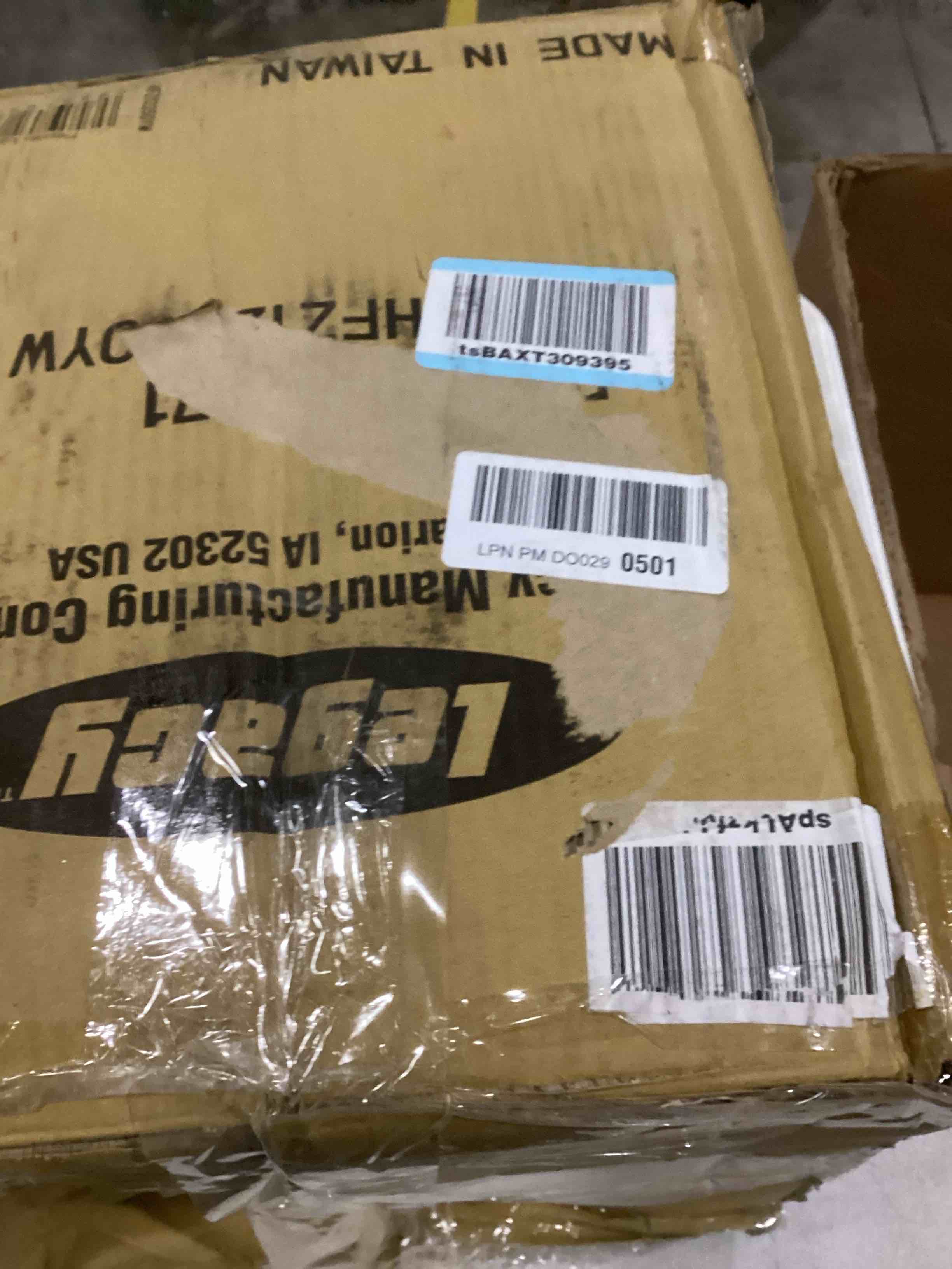 https://s3.amazonaws.com/lotting-images-prod/bidfta/YEL6791869_1737732508219.jpeg