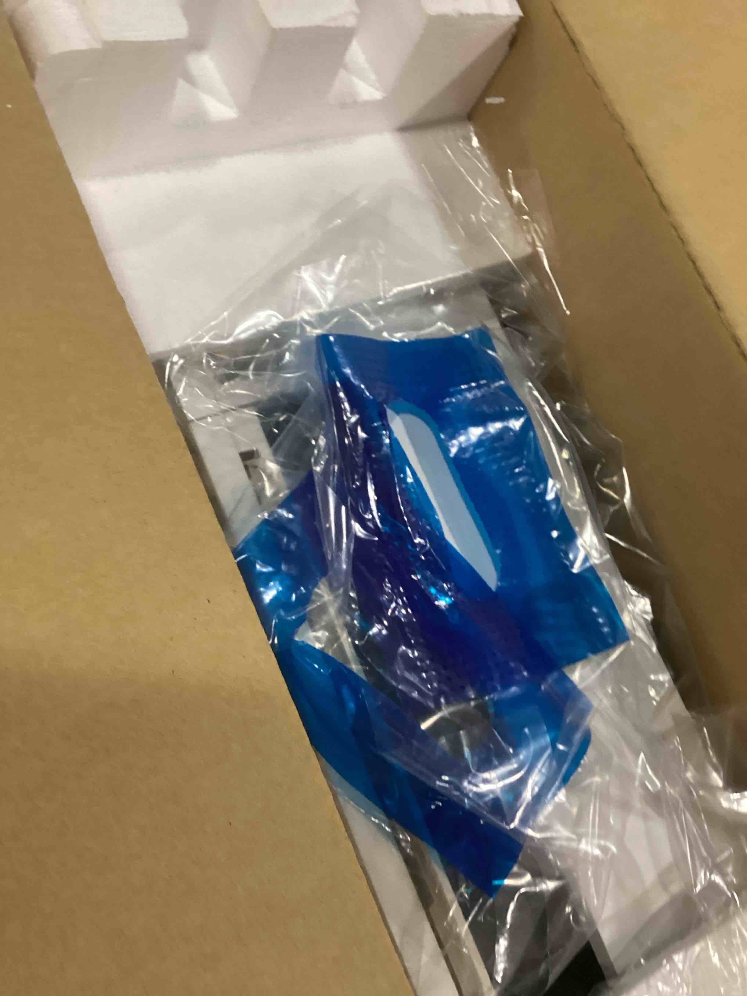 https://s3.amazonaws.com/lotting-images-prod/bidfta/YEL6792097_1738006986374.jpeg