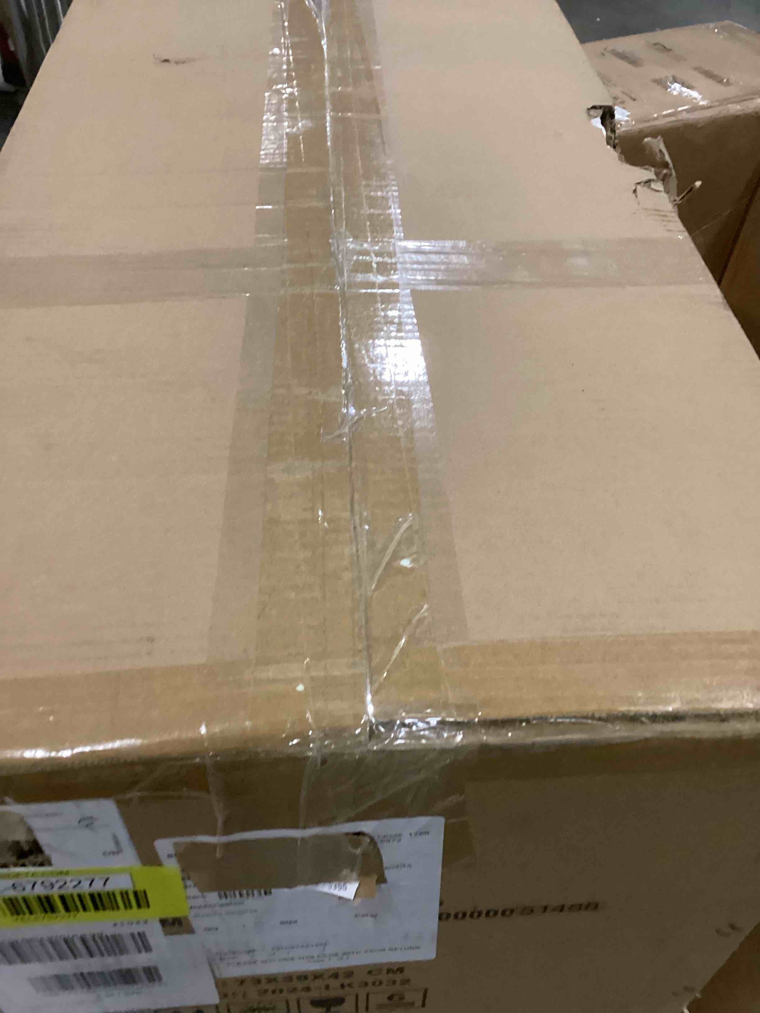 https://s3.amazonaws.com/lotting-images-prod/bidfta/YEL6792277_1738159150567.jpeg