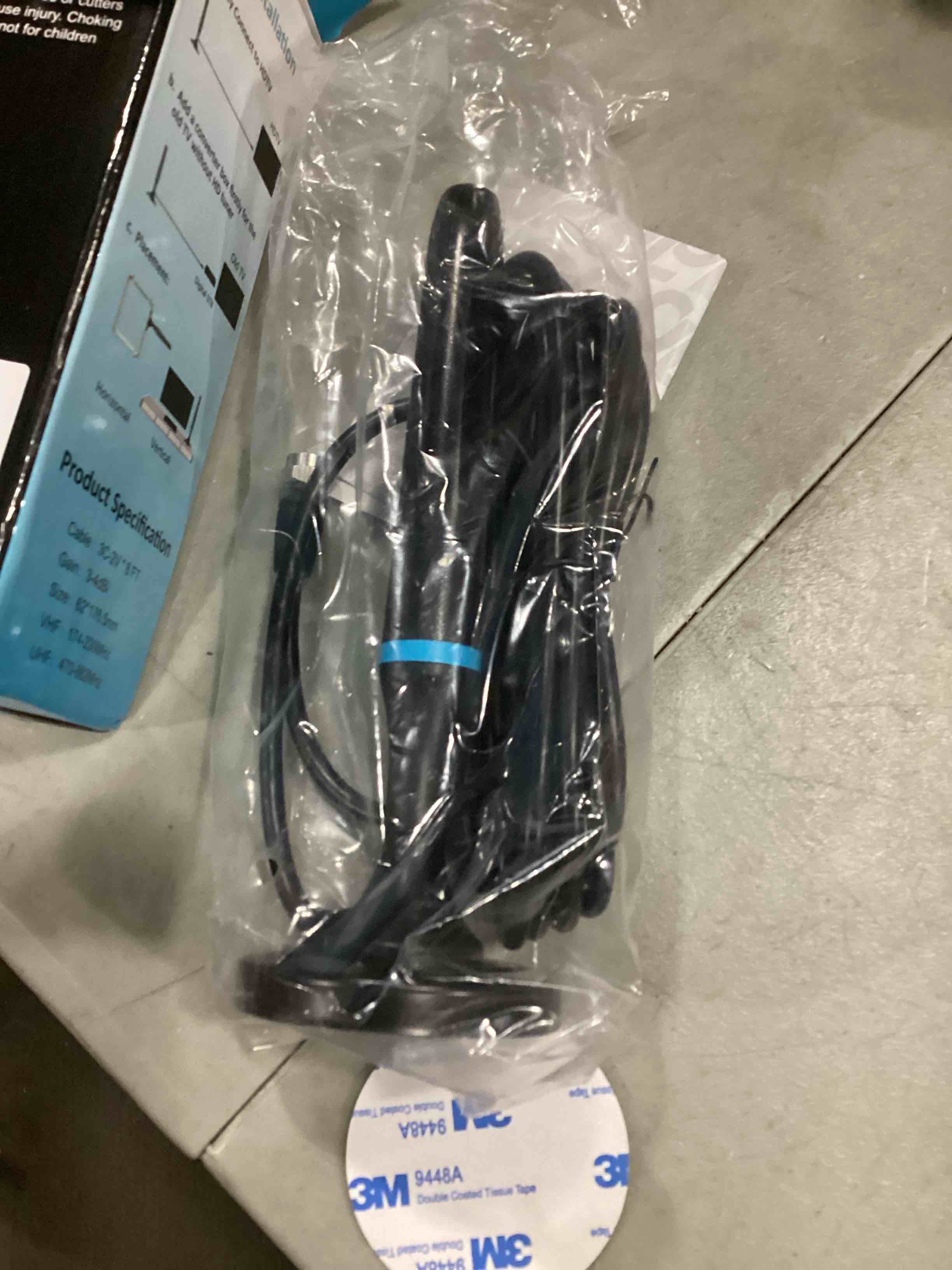 https://s3.amazonaws.com/lotting-images-prod/bidfta/YEL6792712_1733323277508.jpeg