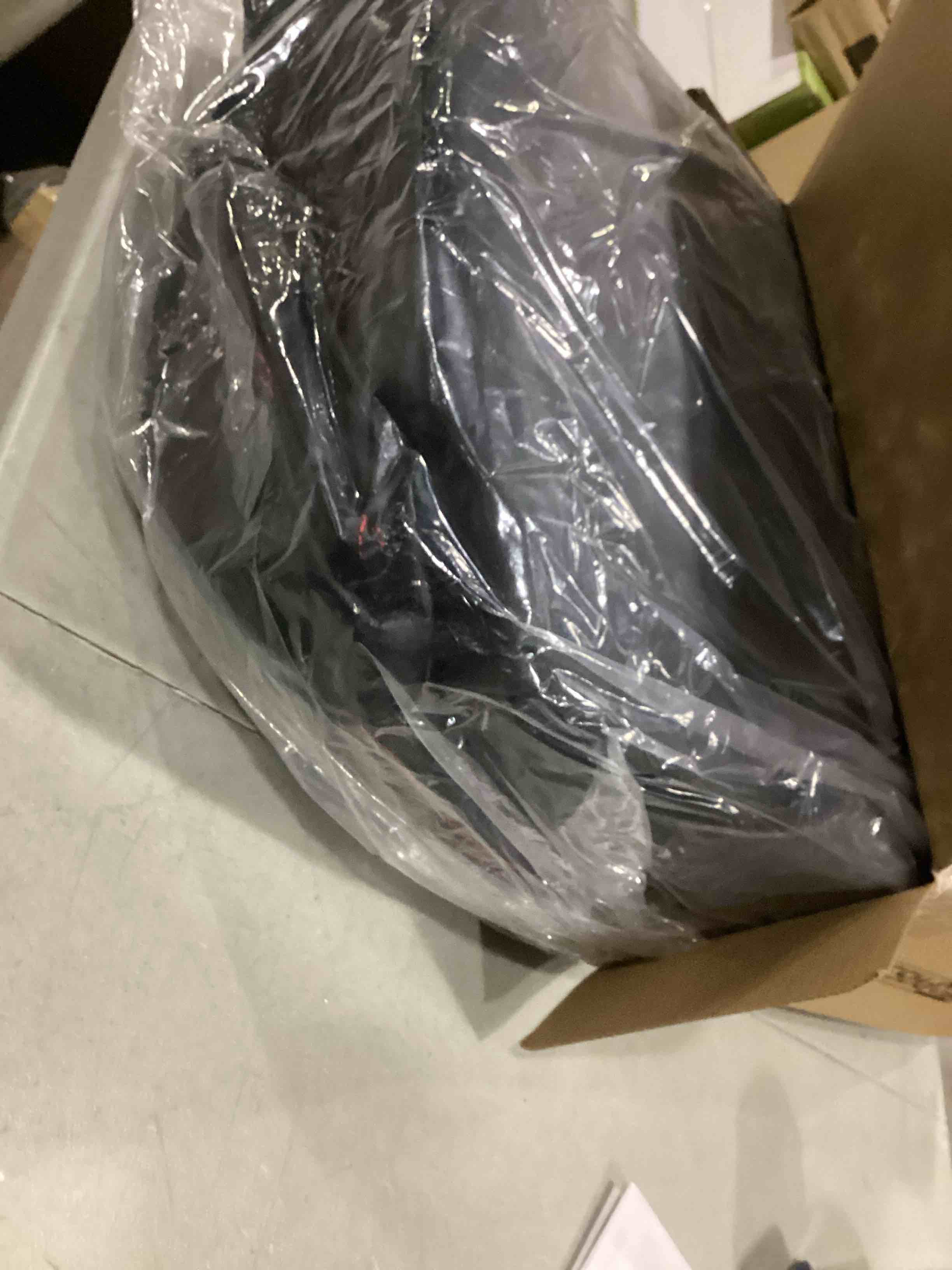 https://s3.amazonaws.com/lotting-images-prod/bidfta/YEL6792836_1733342881058.jpeg
