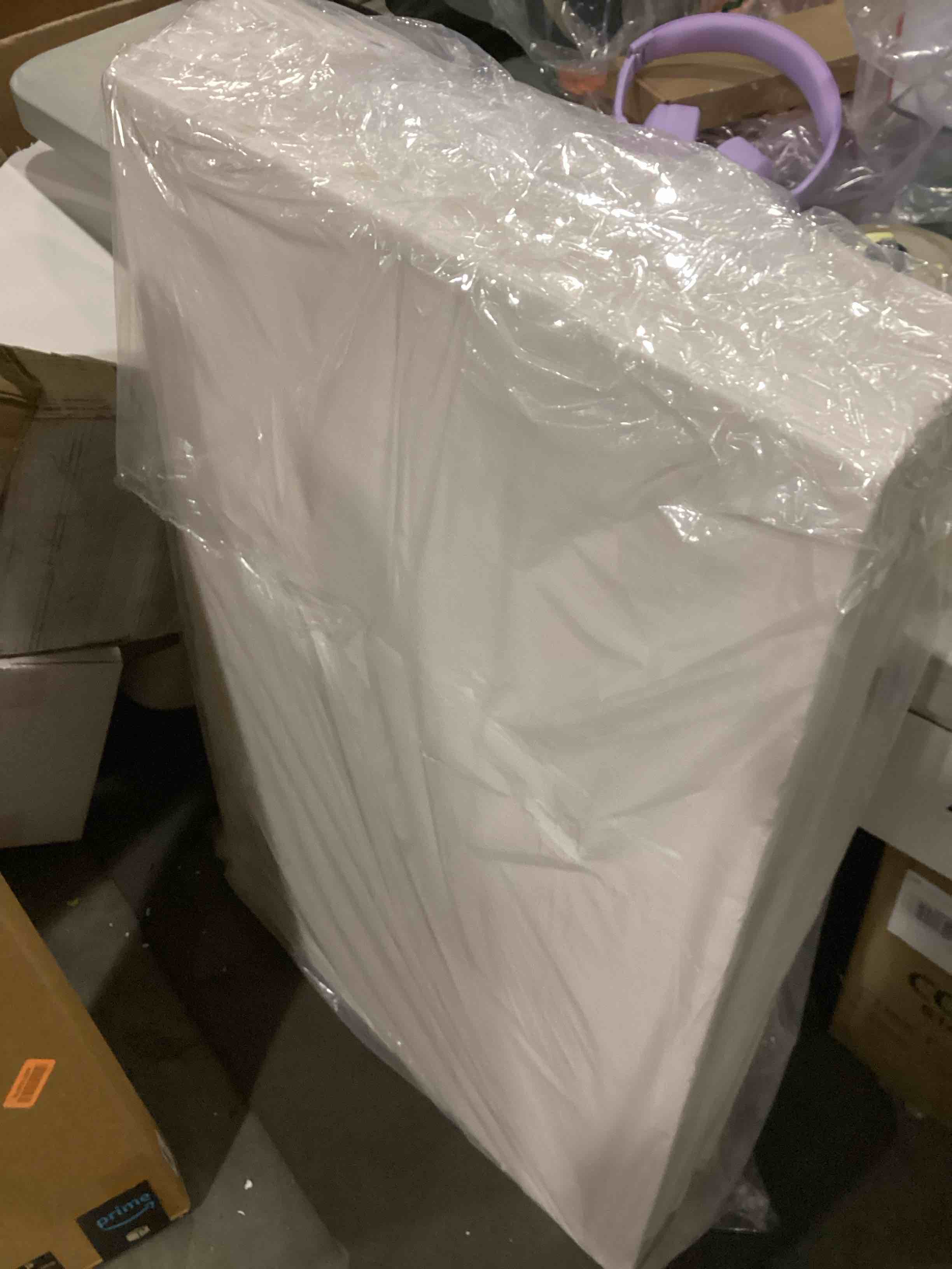 https://s3.amazonaws.com/lotting-images-prod/bidfta/YEL6793428_1733749905040.jpeg