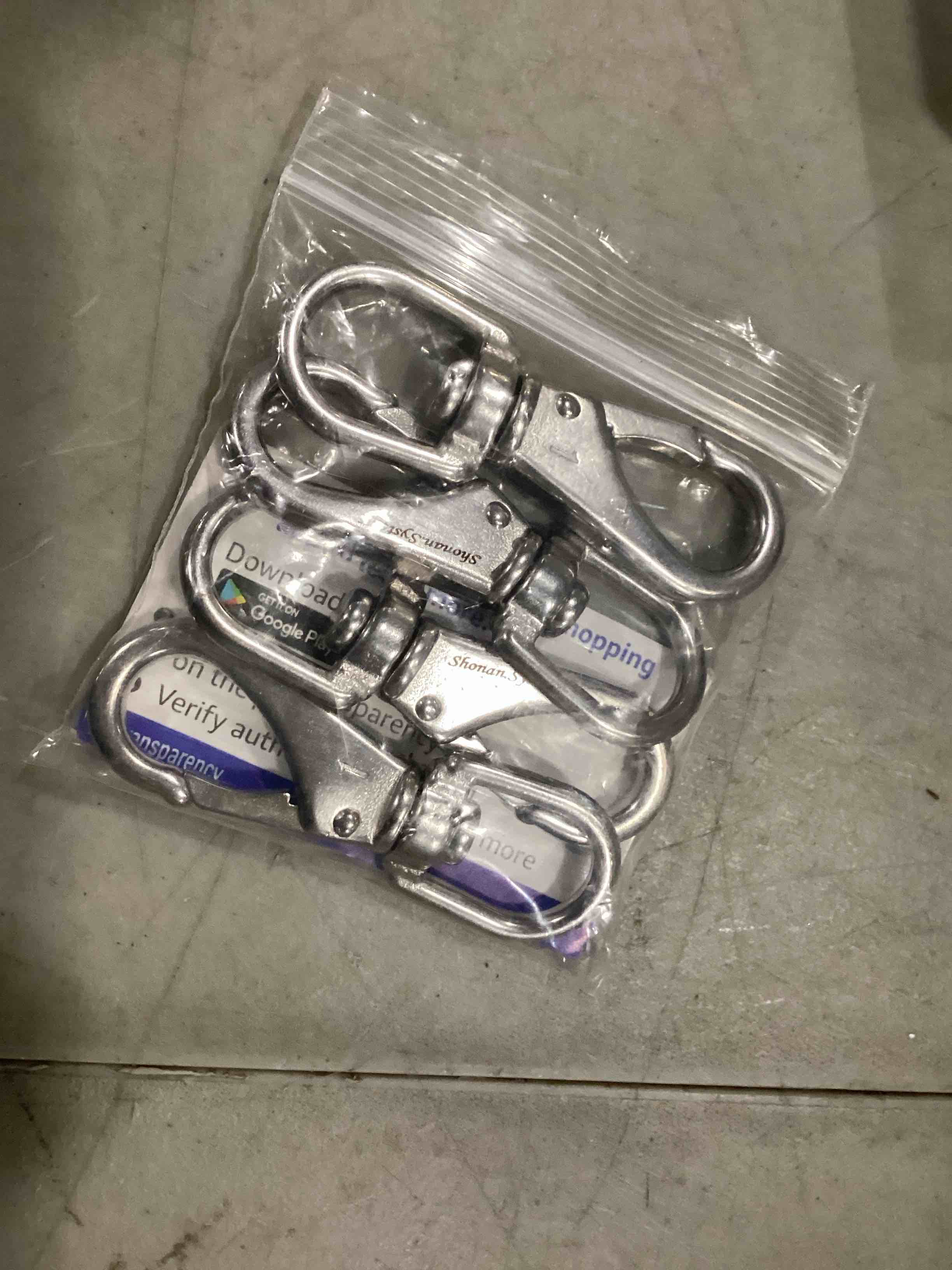 https://s3.amazonaws.com/lotting-images-prod/bidfta/YEL6793706_1733940757537.jpeg