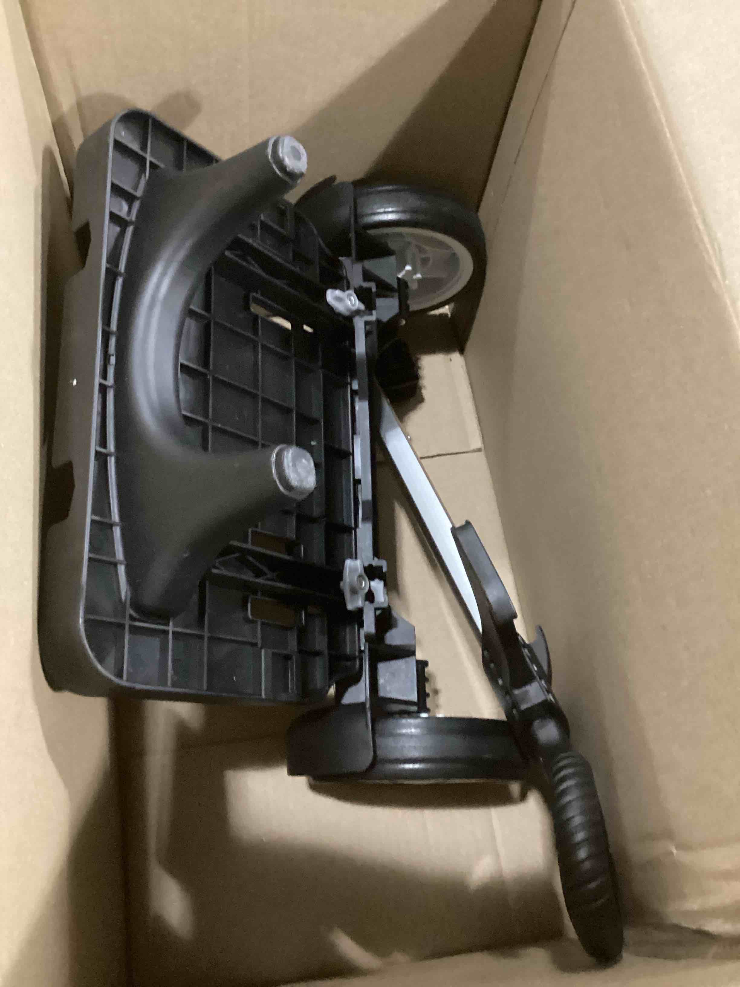 https://s3.amazonaws.com/lotting-images-prod/bidfta/YEL6793772_1734006984381.jpeg