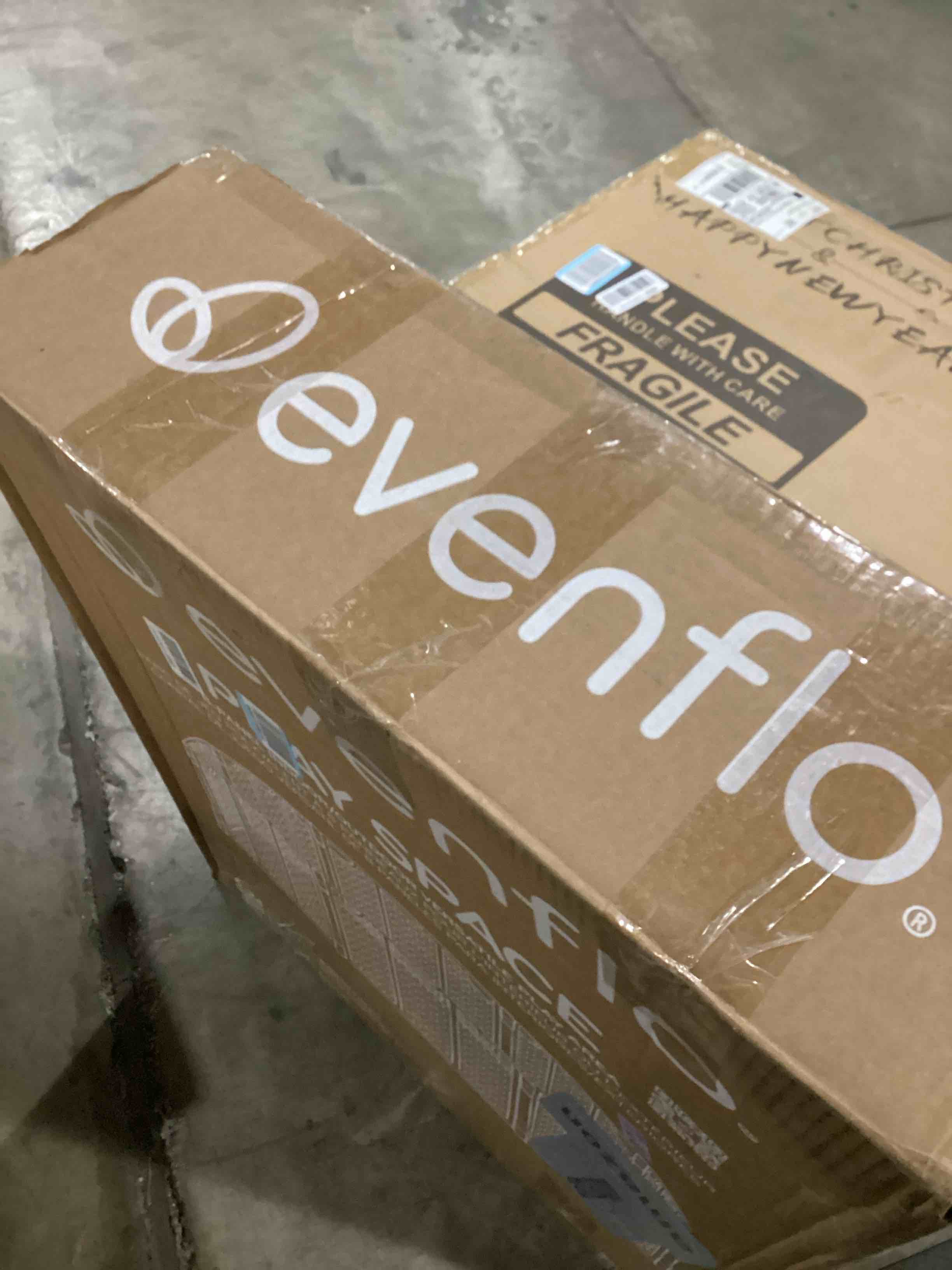 https://s3.amazonaws.com/lotting-images-prod/bidfta/YEL6793946_1736883914867.jpeg