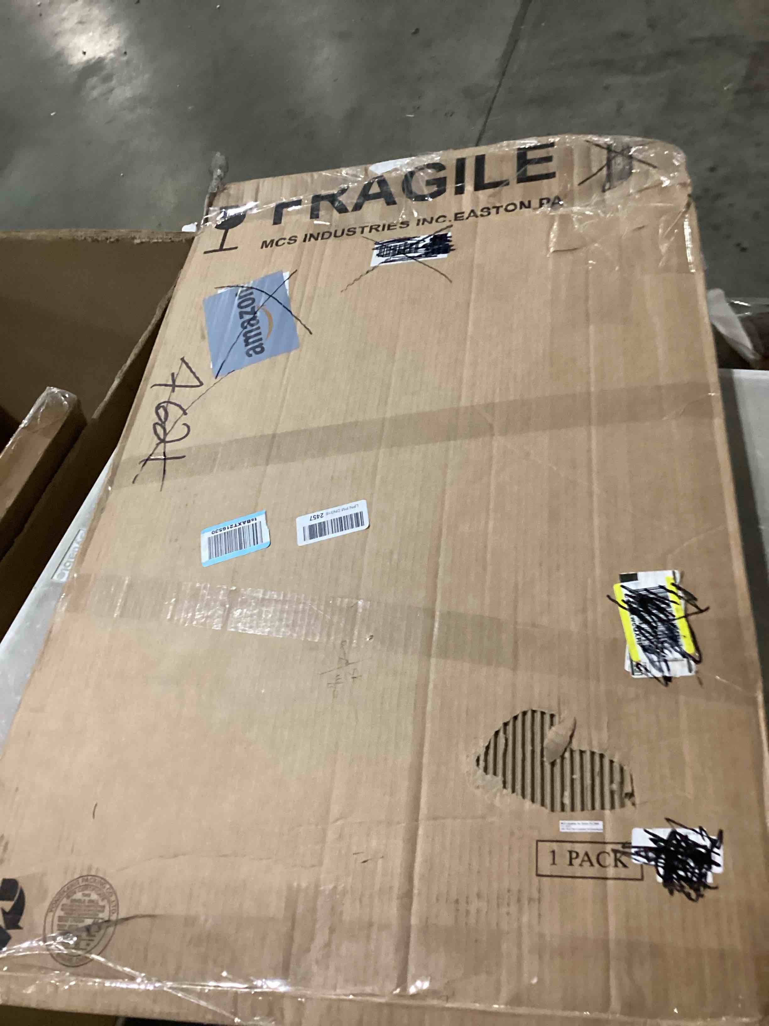 https://s3.amazonaws.com/lotting-images-prod/bidfta/YEL6794033_1736951536164.jpeg