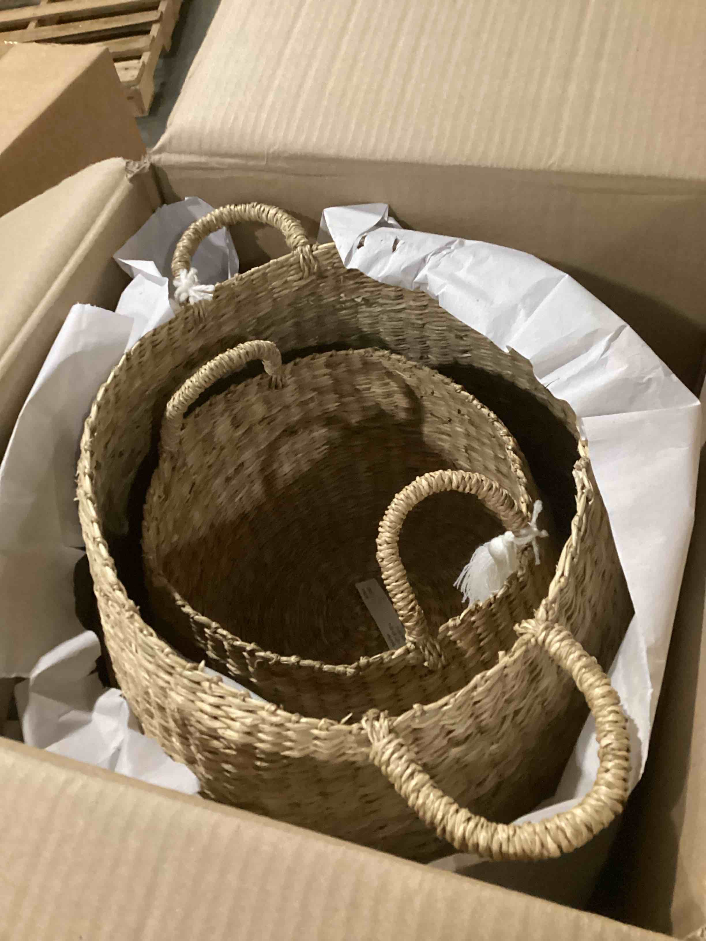 https://s3.amazonaws.com/lotting-images-prod/bidfta/YEL6794099_1736963826741.jpeg