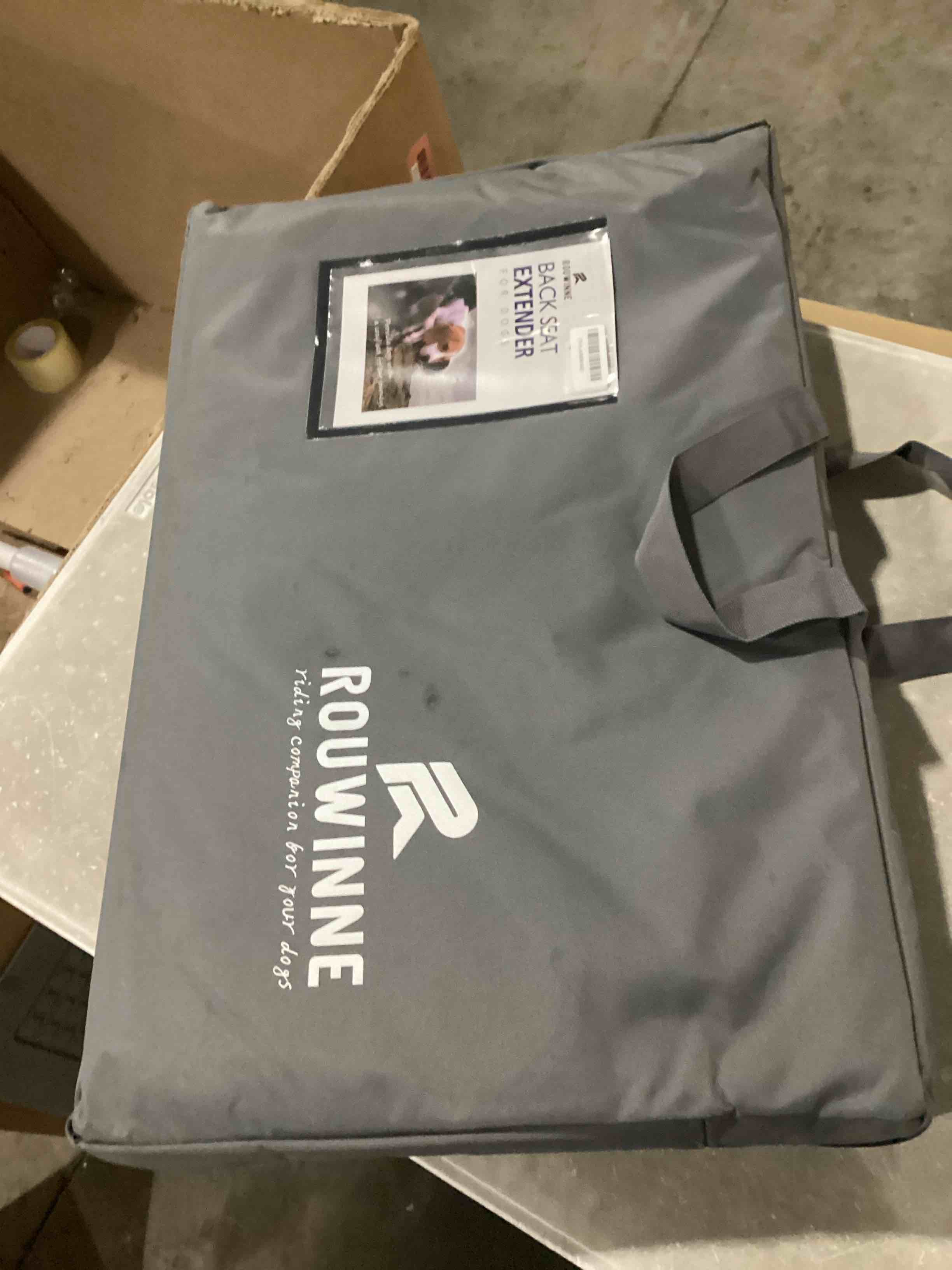https://s3.amazonaws.com/lotting-images-prod/bidfta/YEL6794148_1737029853614.jpeg