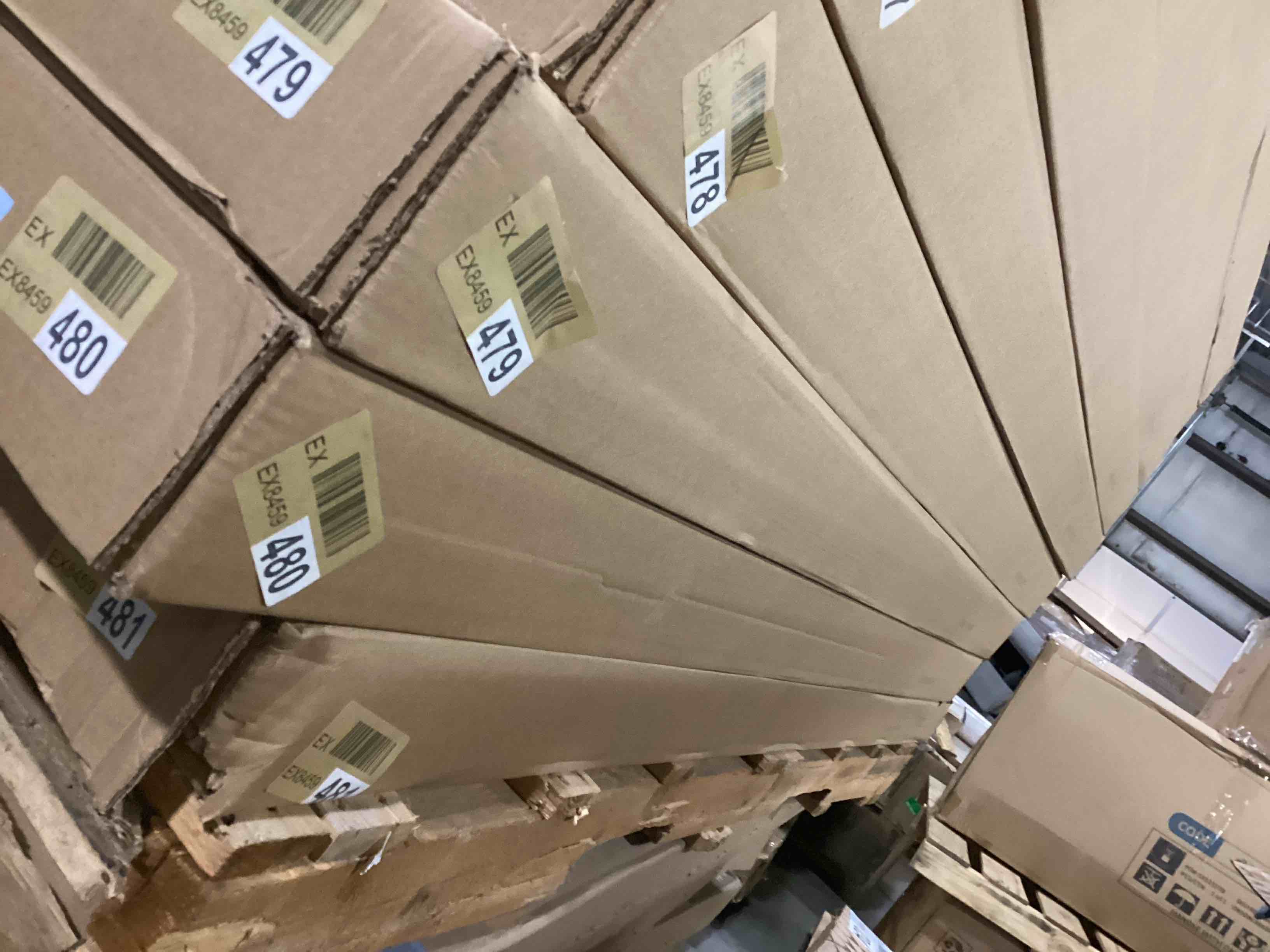 https://s3.amazonaws.com/lotting-images-prod/bidfta/YEL6794196_1737034998004.jpeg