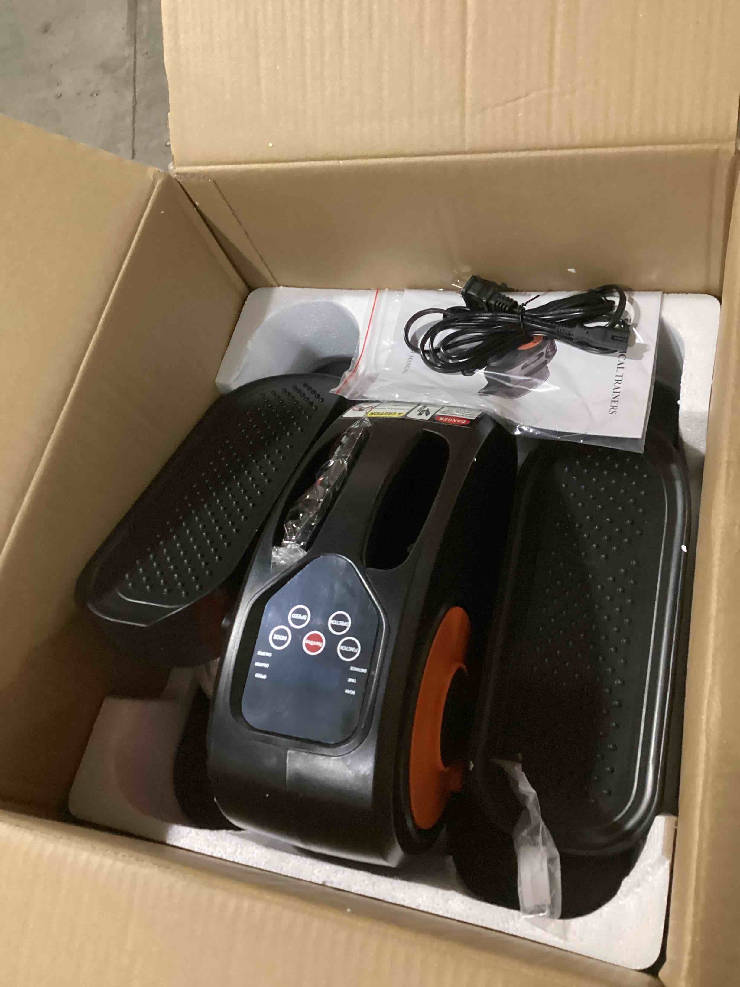 https://s3.amazonaws.com/lotting-images-prod/bidfta/YEL6794362_1737117535105.jpeg