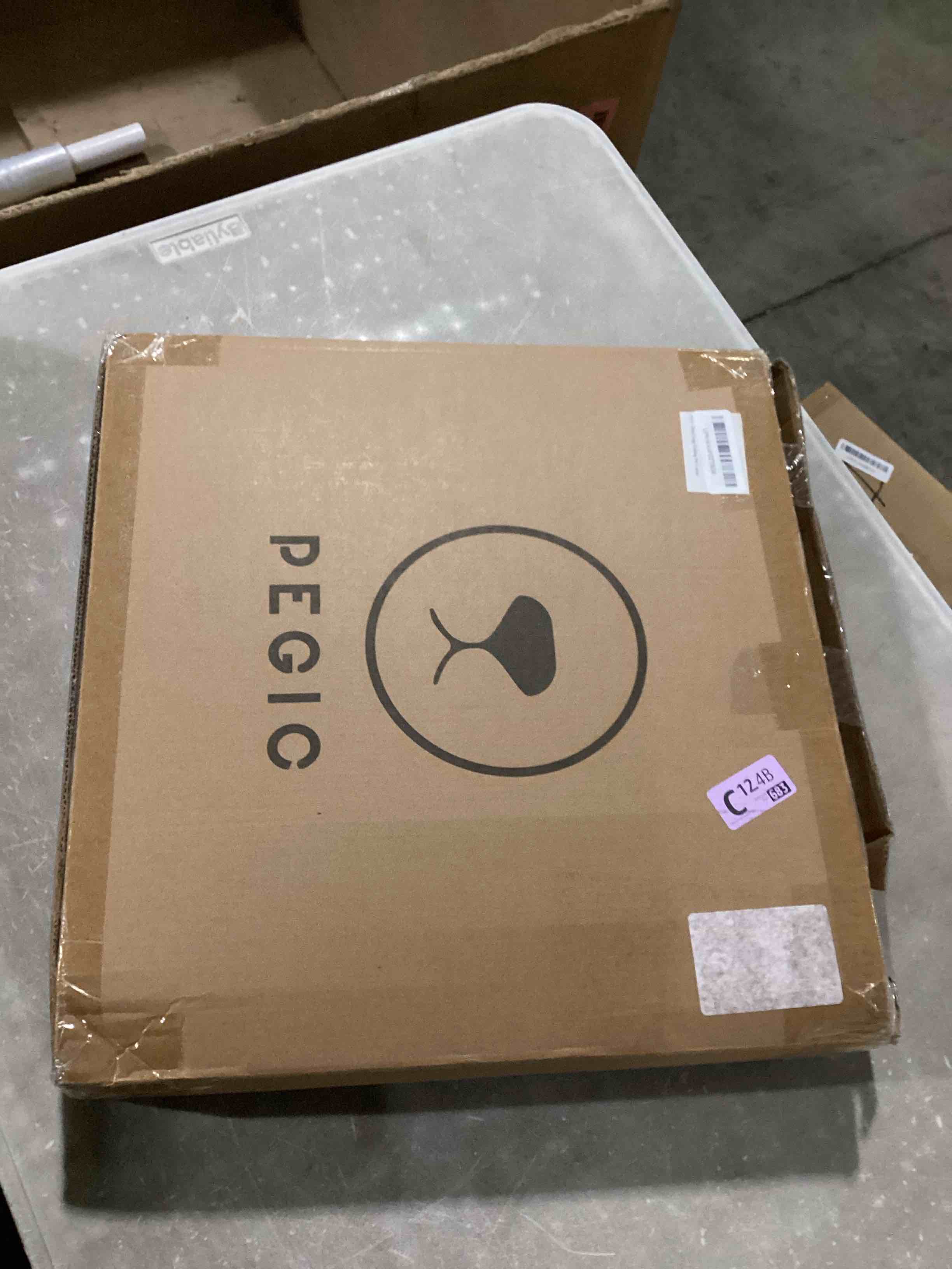 https://s3.amazonaws.com/lotting-images-prod/bidfta/YEL6794376_1737119712100.jpeg