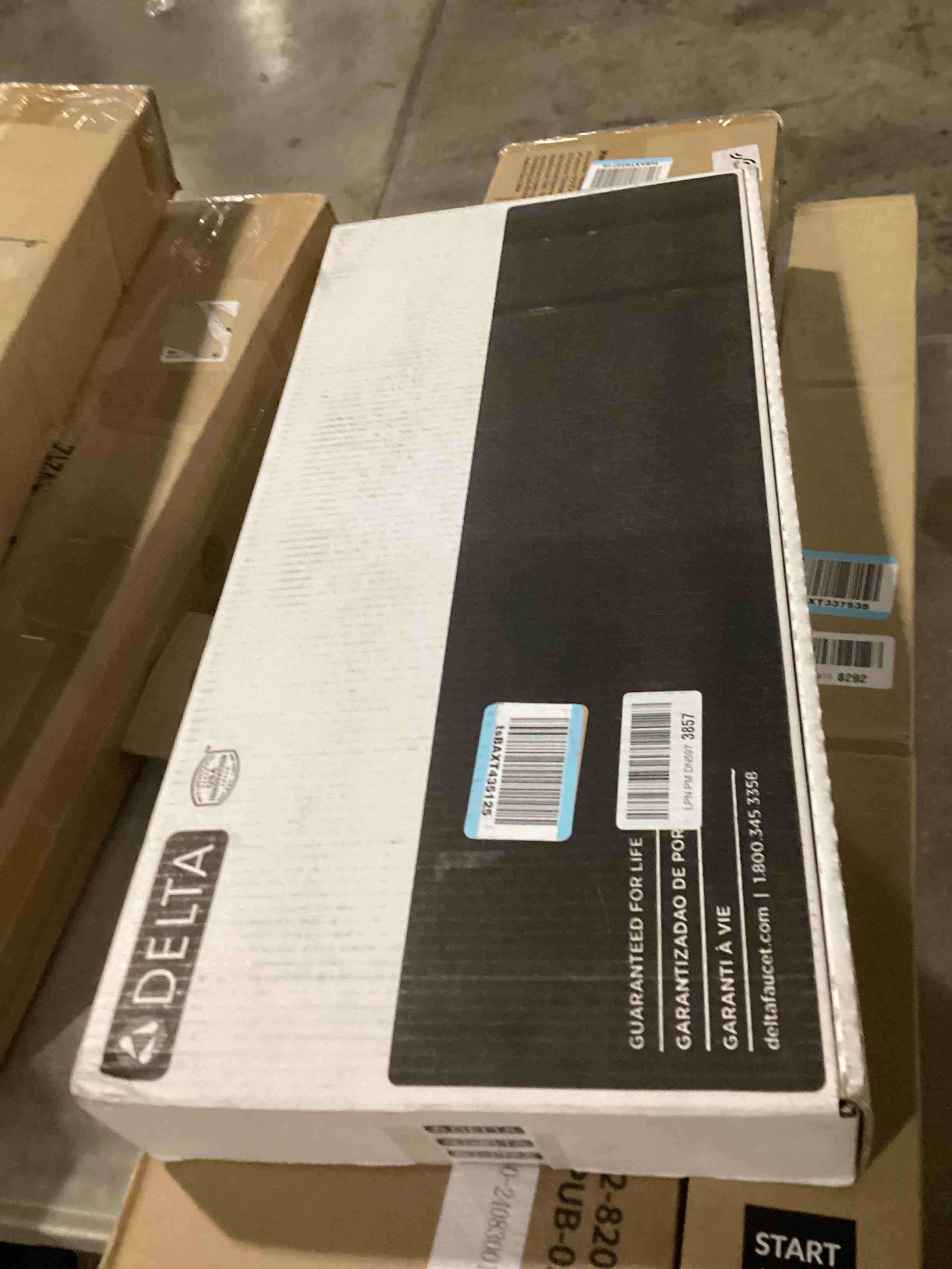 https://s3.amazonaws.com/lotting-images-prod/bidfta/YEL6794429_1737129135103.jpeg