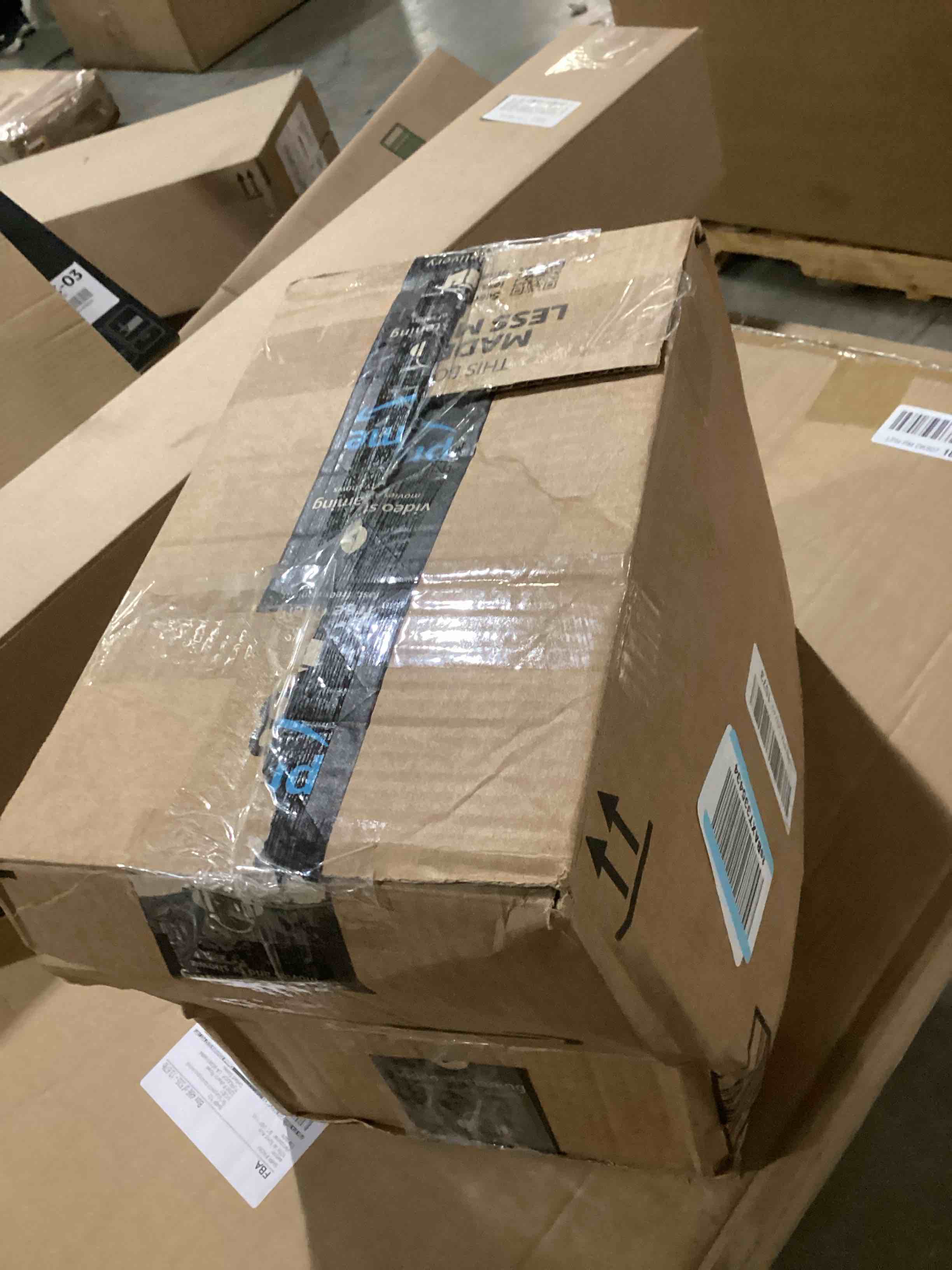 https://s3.amazonaws.com/lotting-images-prod/bidfta/YEL6794973_1737564444691.jpeg