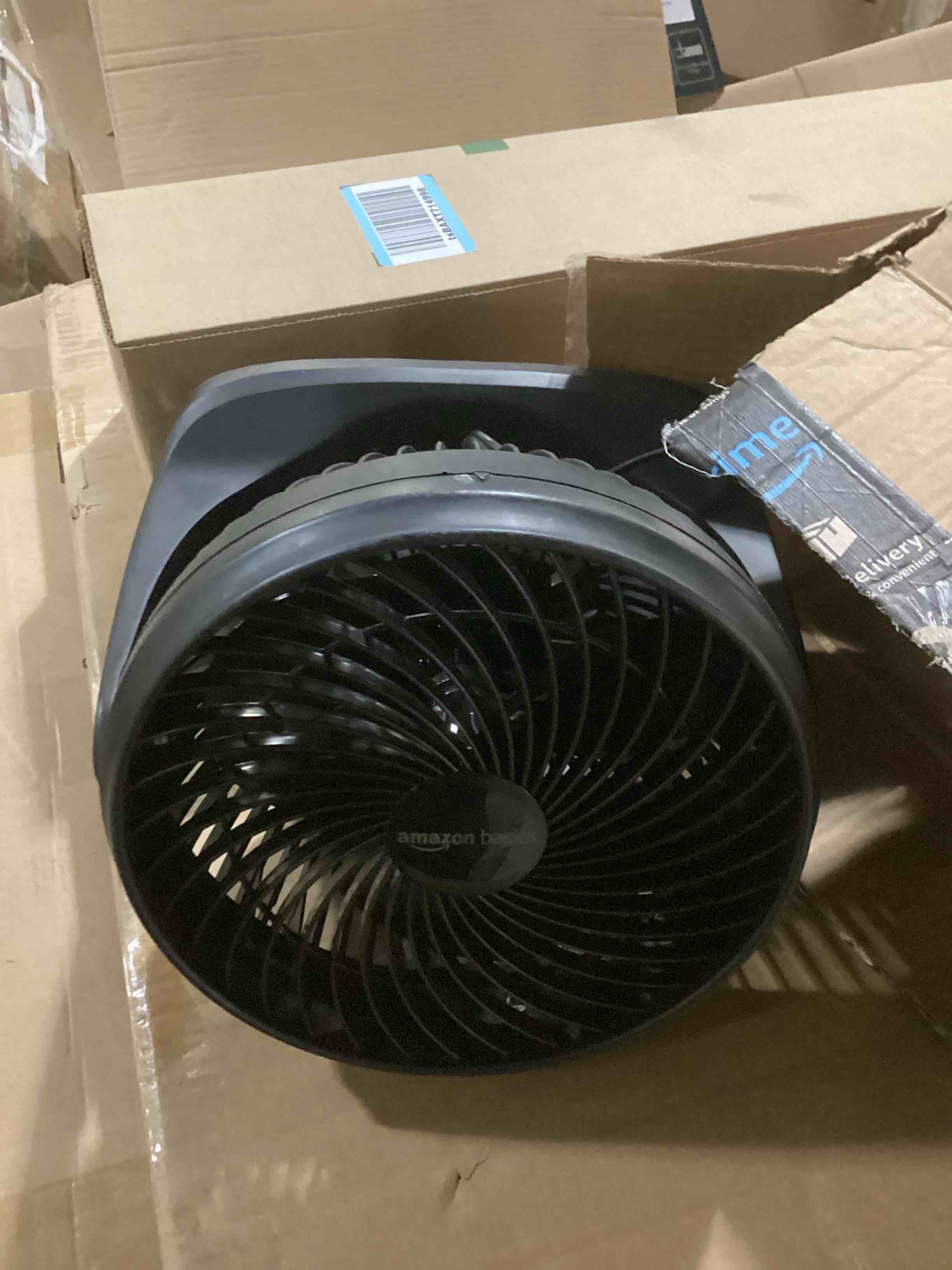 https://s3.amazonaws.com/lotting-images-prod/bidfta/YEL6794973_1737564478628.jpeg
