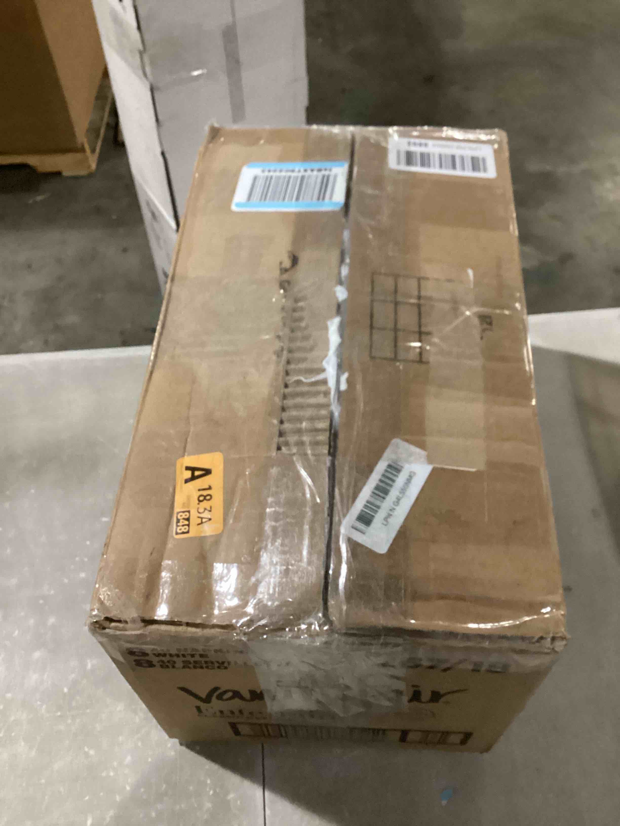 https://s3.amazonaws.com/lotting-images-prod/bidfta/YEL6794987_1737571590631.jpeg