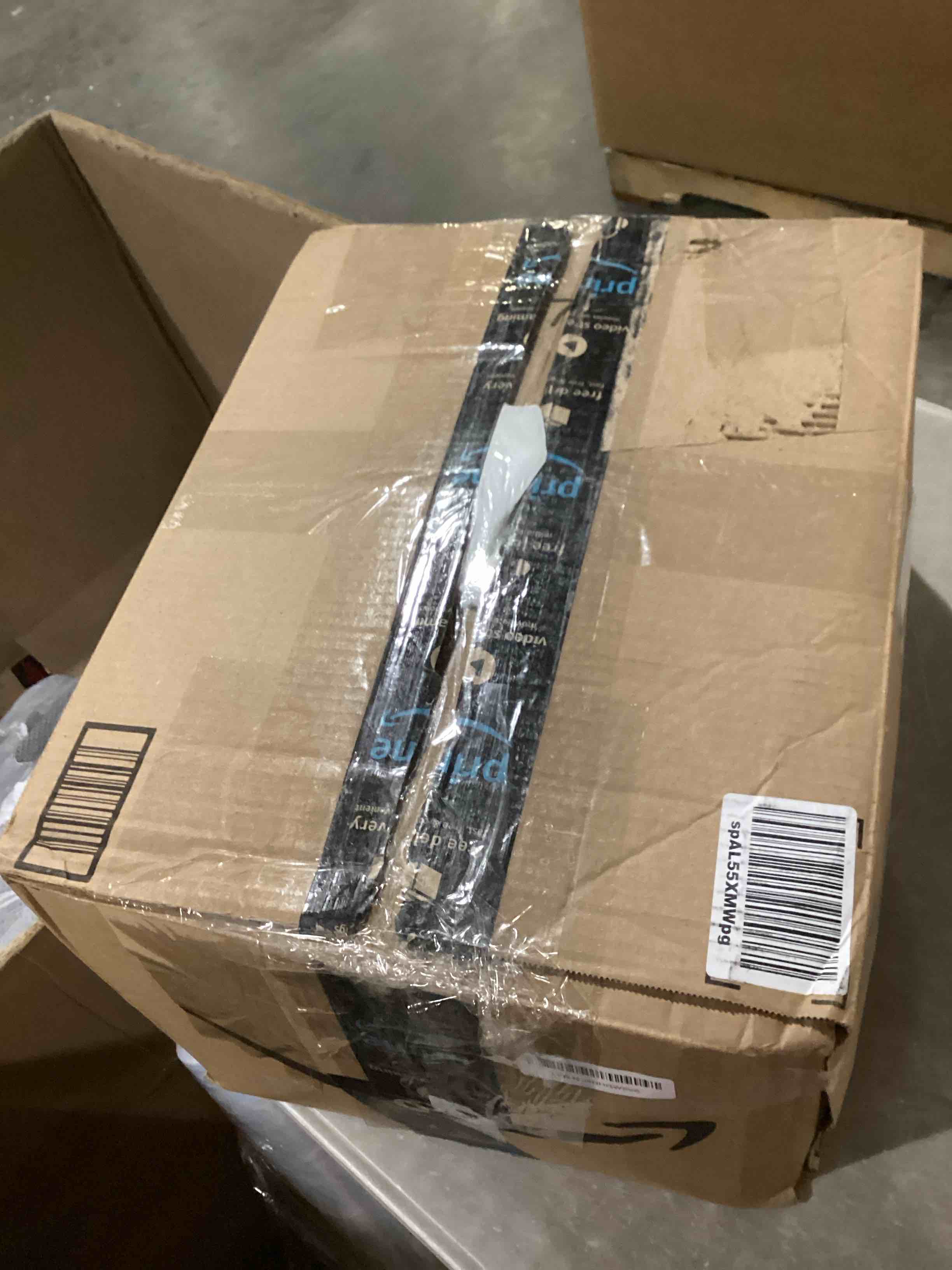 https://s3.amazonaws.com/lotting-images-prod/bidfta/YEL6795040_1737637410426.jpeg