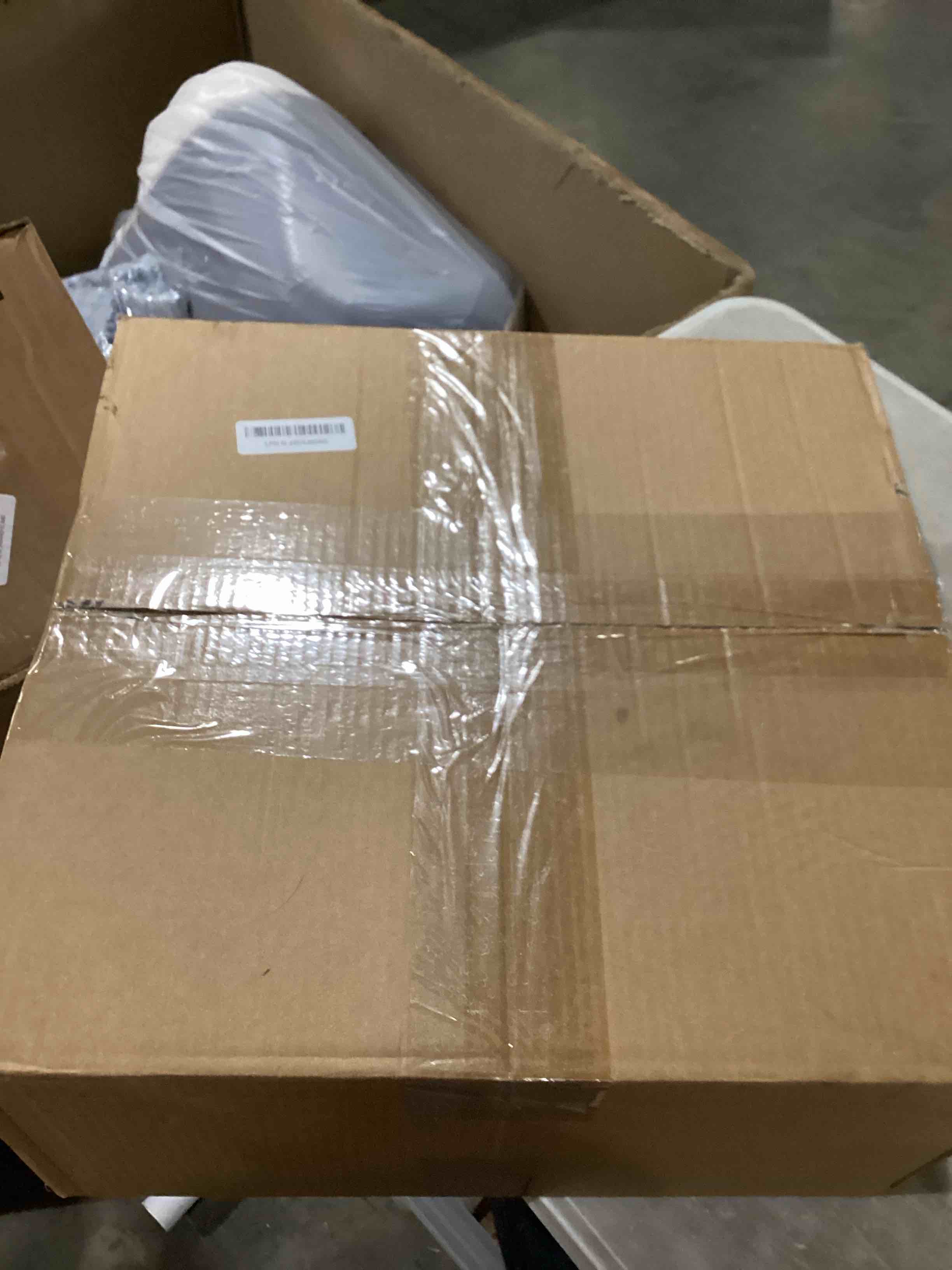 https://s3.amazonaws.com/lotting-images-prod/bidfta/YEL6795062_1737643815319.jpeg