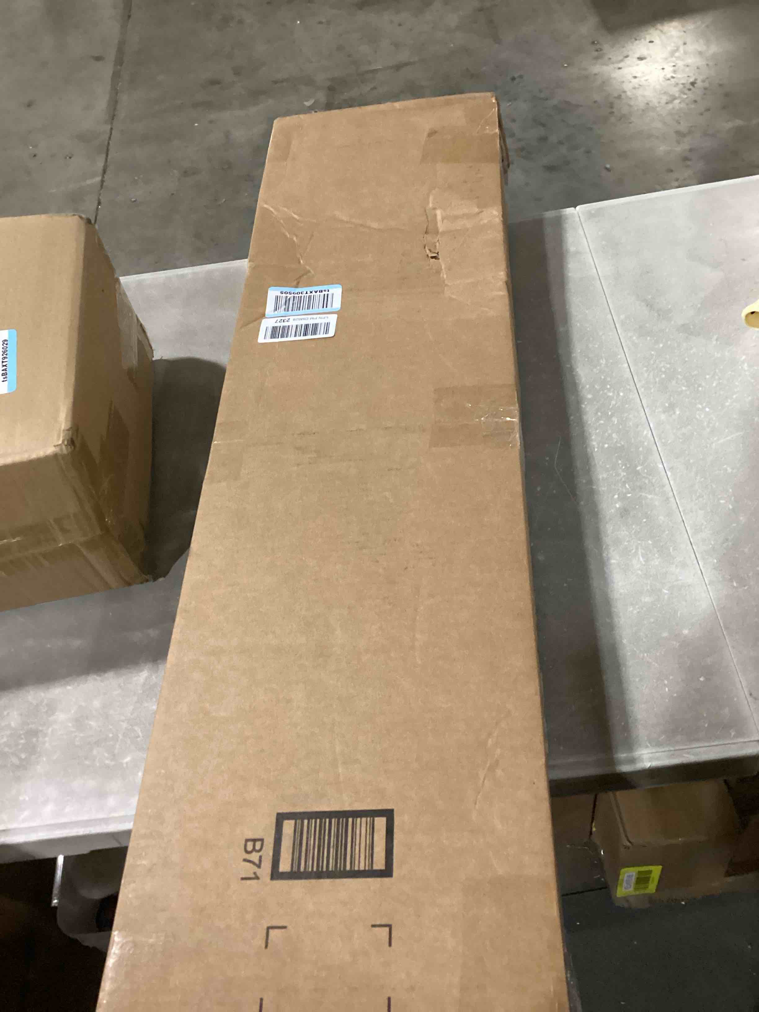 https://s3.amazonaws.com/lotting-images-prod/bidfta/YEL6795245_1737728808841.jpeg