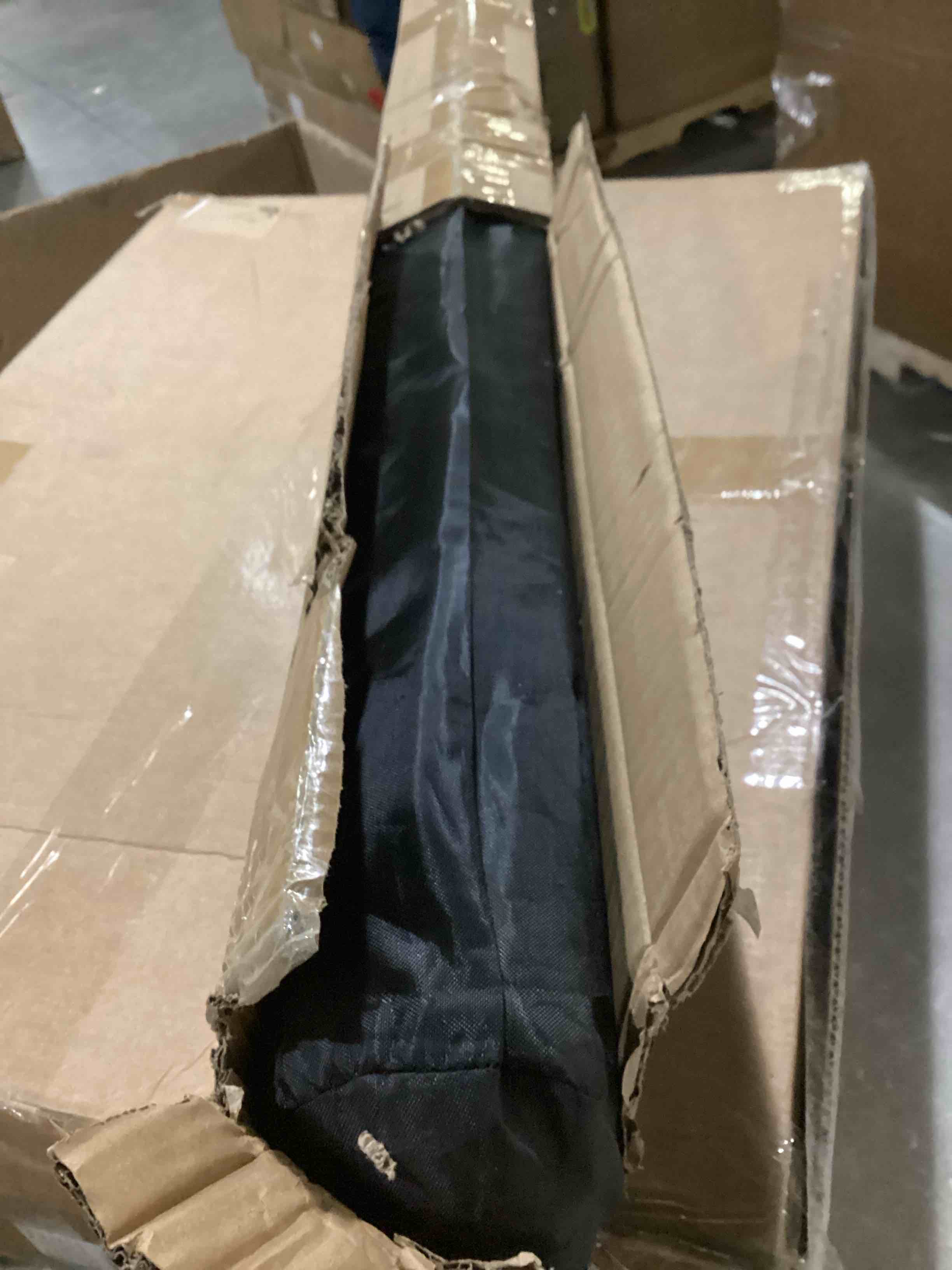 https://s3.amazonaws.com/lotting-images-prod/bidfta/YEL6795387_1737994437461.jpeg