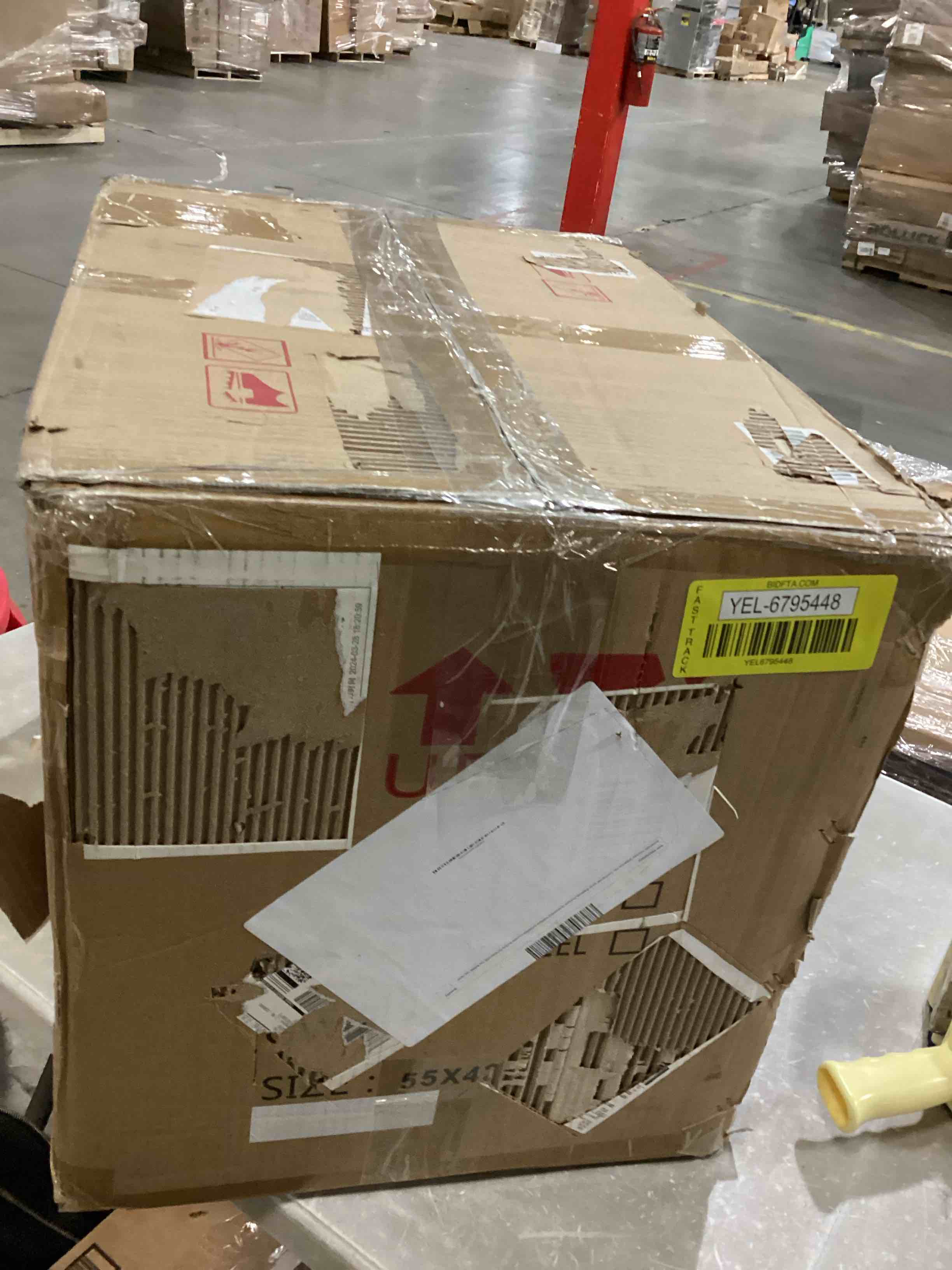 https://s3.amazonaws.com/lotting-images-prod/bidfta/YEL6795448_1737636954766.jpeg