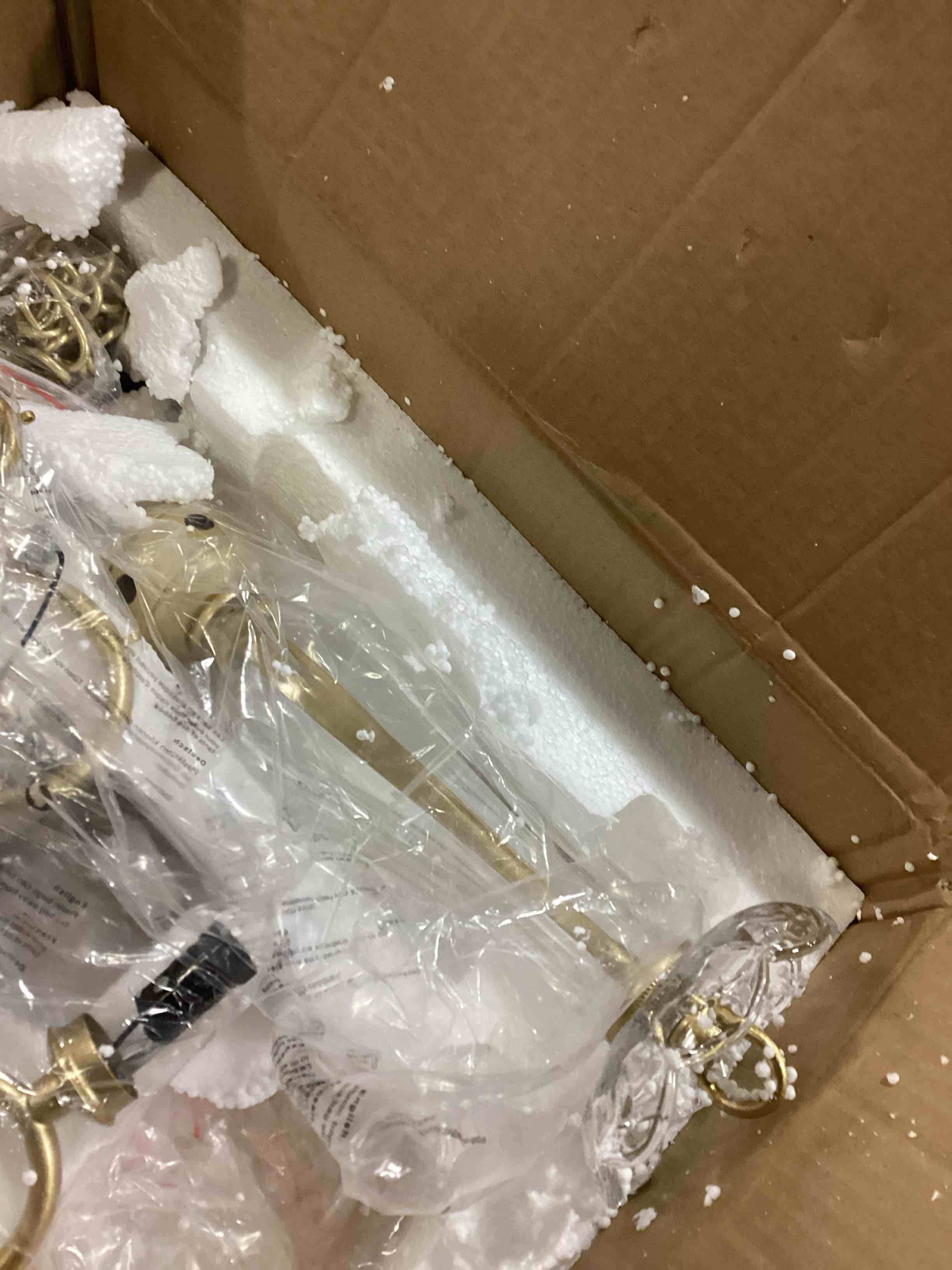 https://s3.amazonaws.com/lotting-images-prod/bidfta/YEL6795801_1738075312549.jpeg