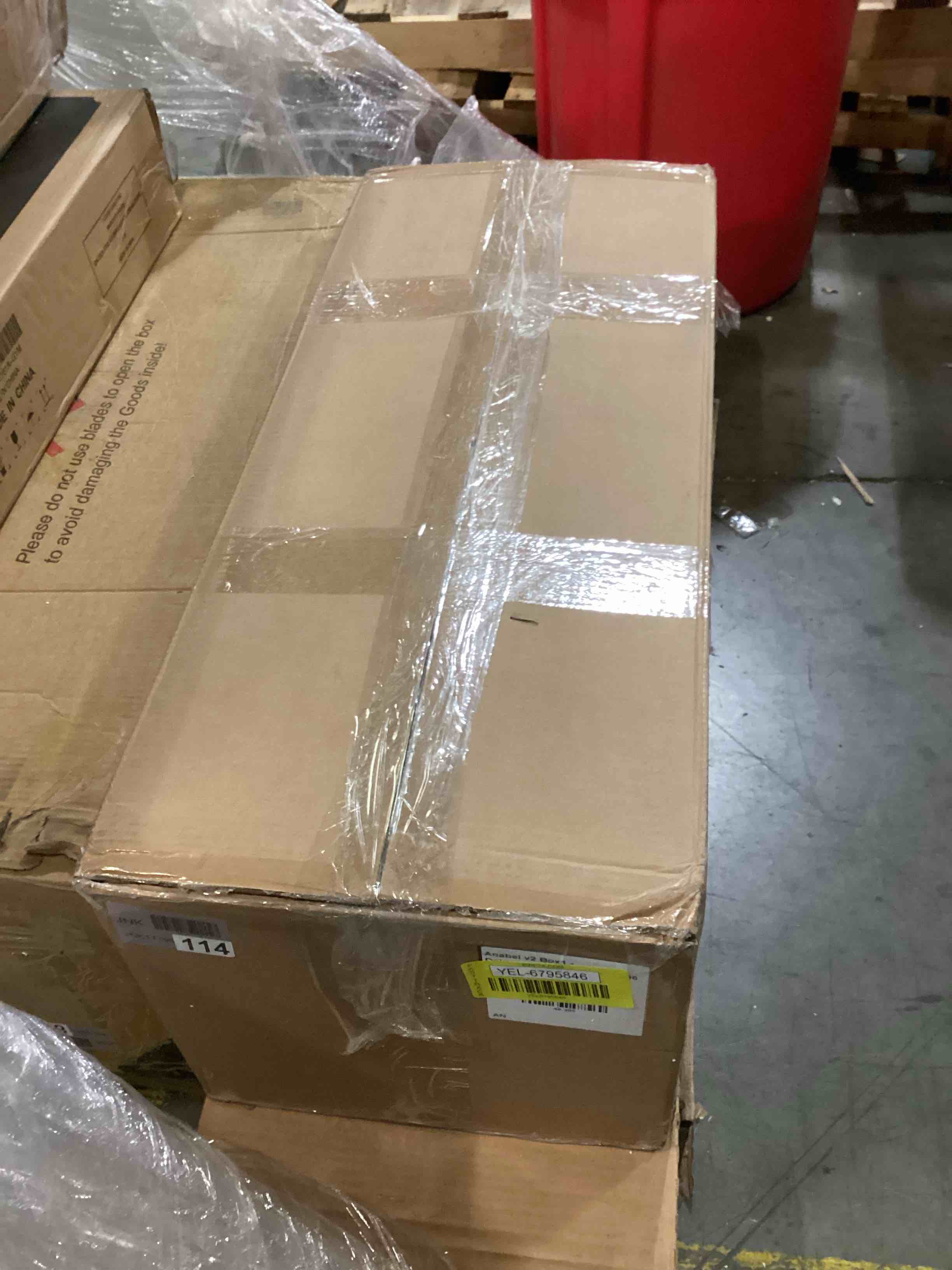 https://s3.amazonaws.com/lotting-images-prod/bidfta/YEL6795846_1738153875958.jpeg
