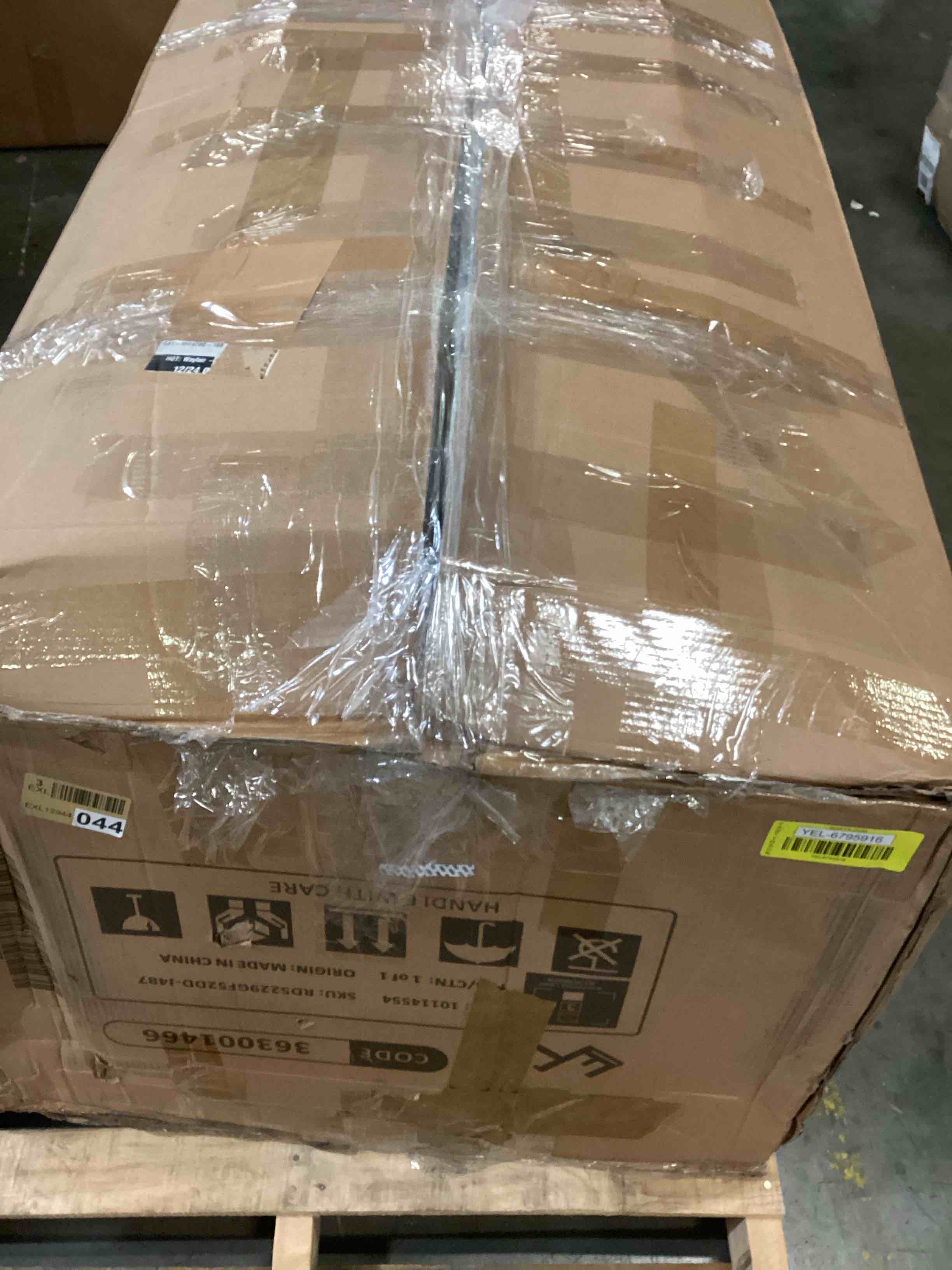 https://s3.amazonaws.com/lotting-images-prod/bidfta/YEL6795916_1738253347360.jpeg