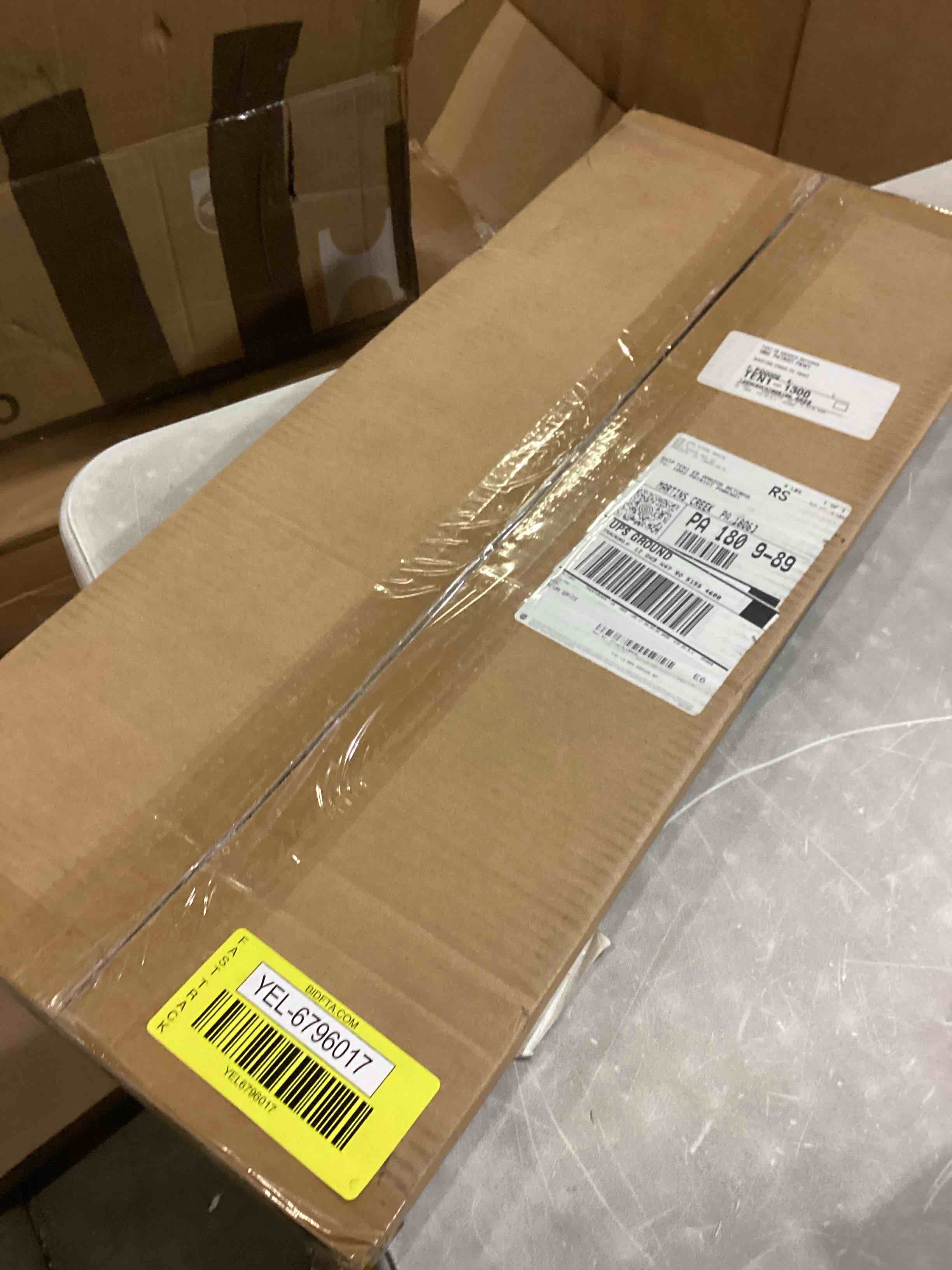 https://s3.amazonaws.com/lotting-images-prod/bidfta/YEL6796017_1738337304986.jpeg