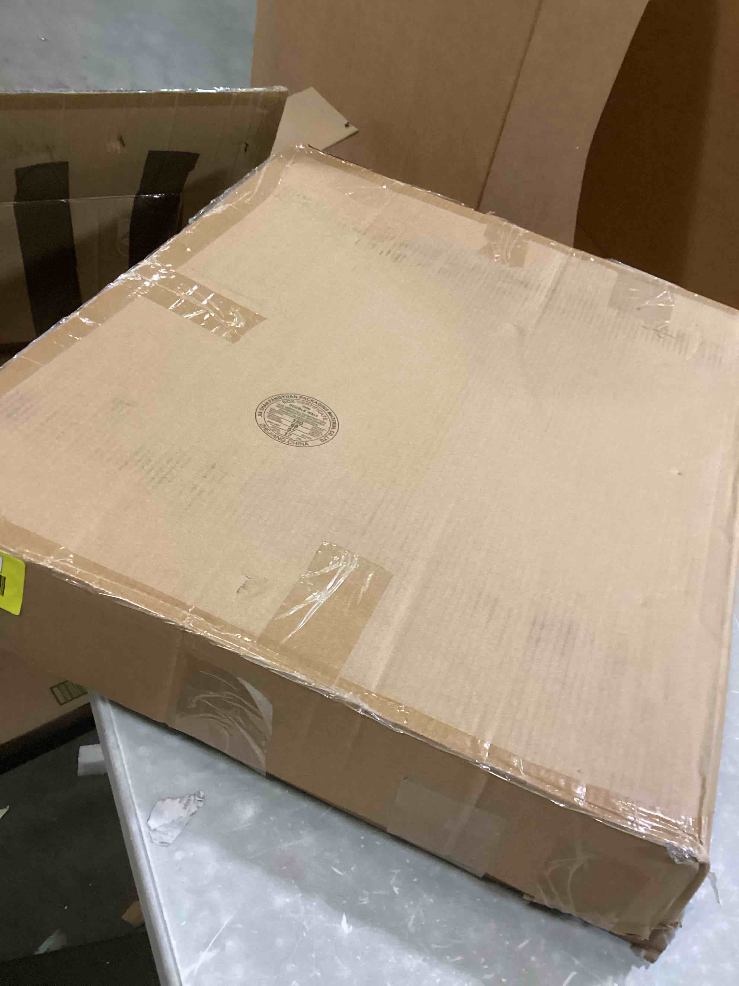 https://s3.amazonaws.com/lotting-images-prod/bidfta/YEL6796020_1738337971206.jpeg