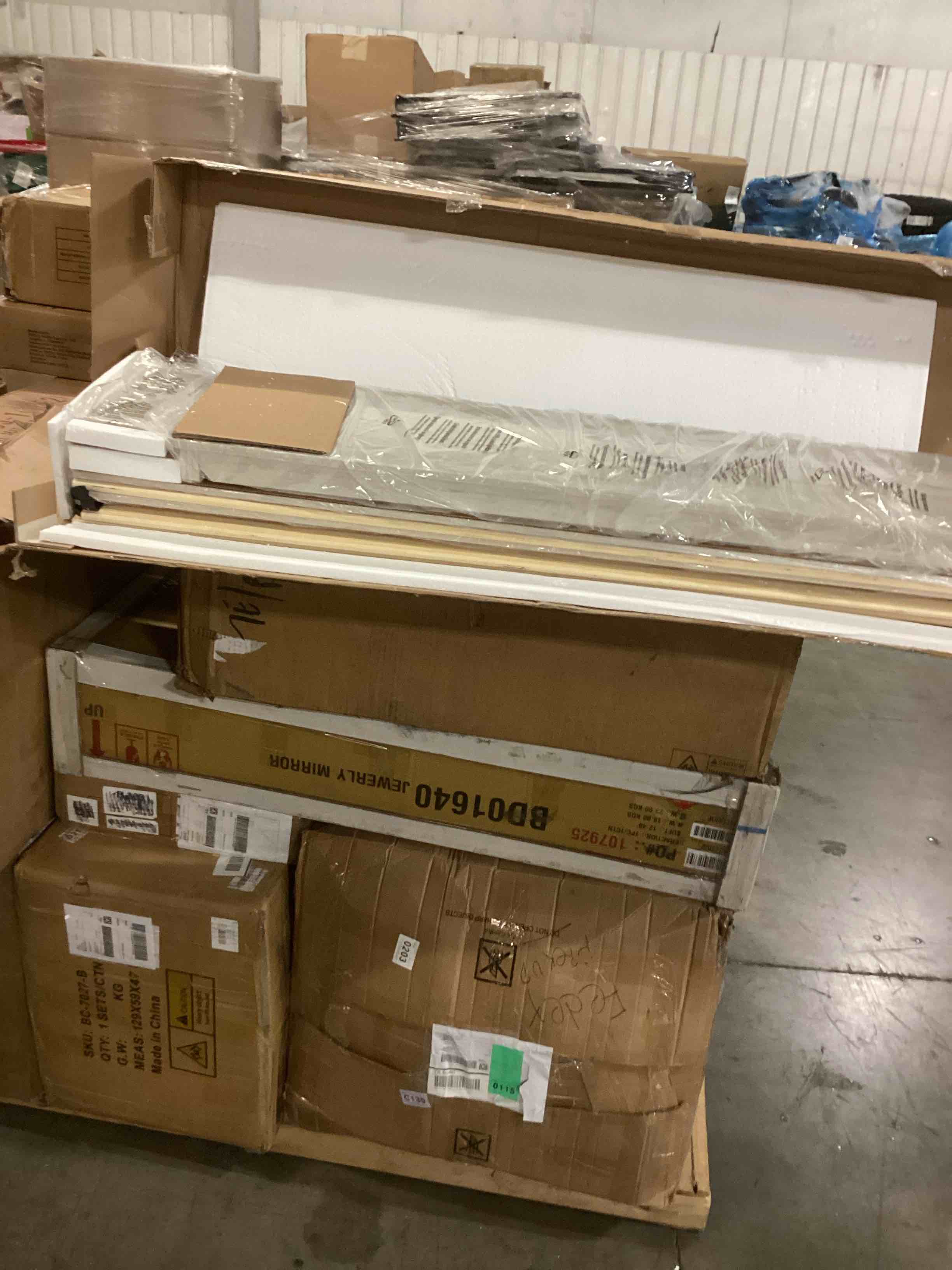 https://s3.amazonaws.com/lotting-images-prod/bidfta/YEL6796799_1740751174838.jpeg