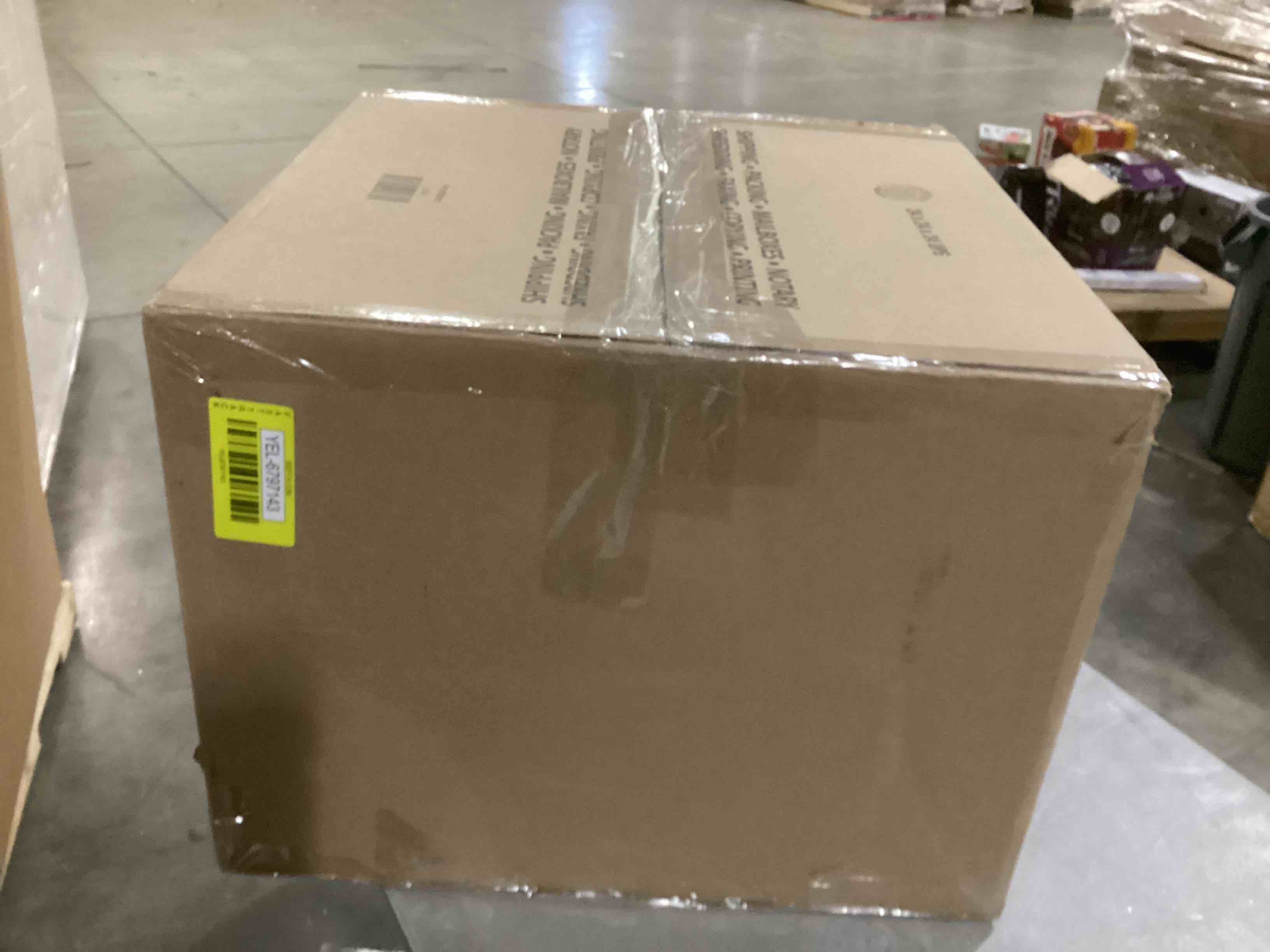 https://s3.amazonaws.com/lotting-images-prod/bidfta/YEL6797143_1737561464096.jpeg