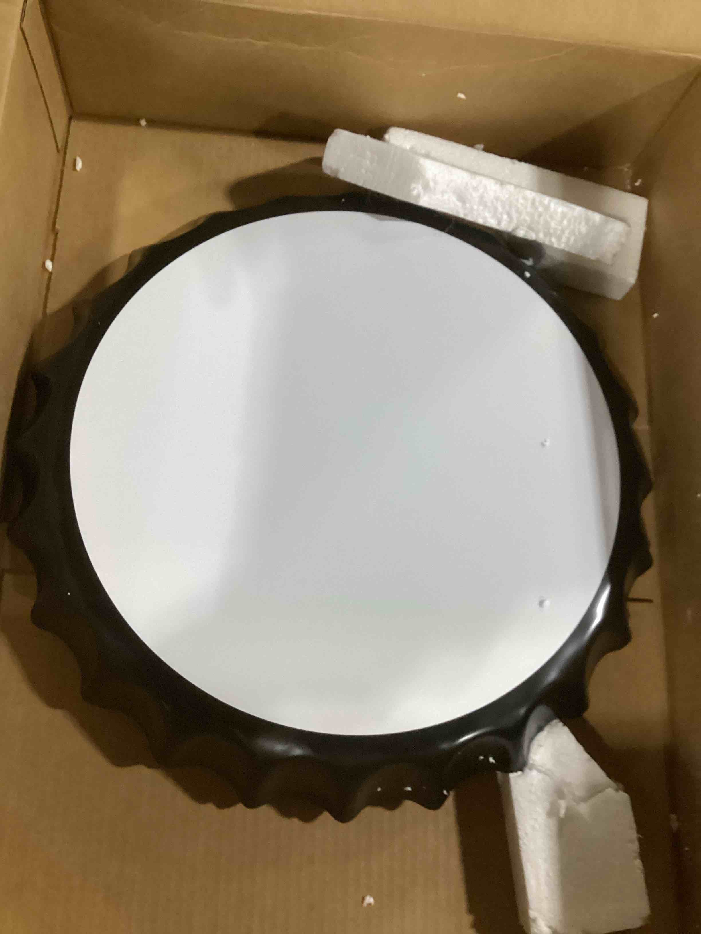 https://s3.amazonaws.com/lotting-images-prod/bidfta/YEL6797361_1737744432453.jpeg