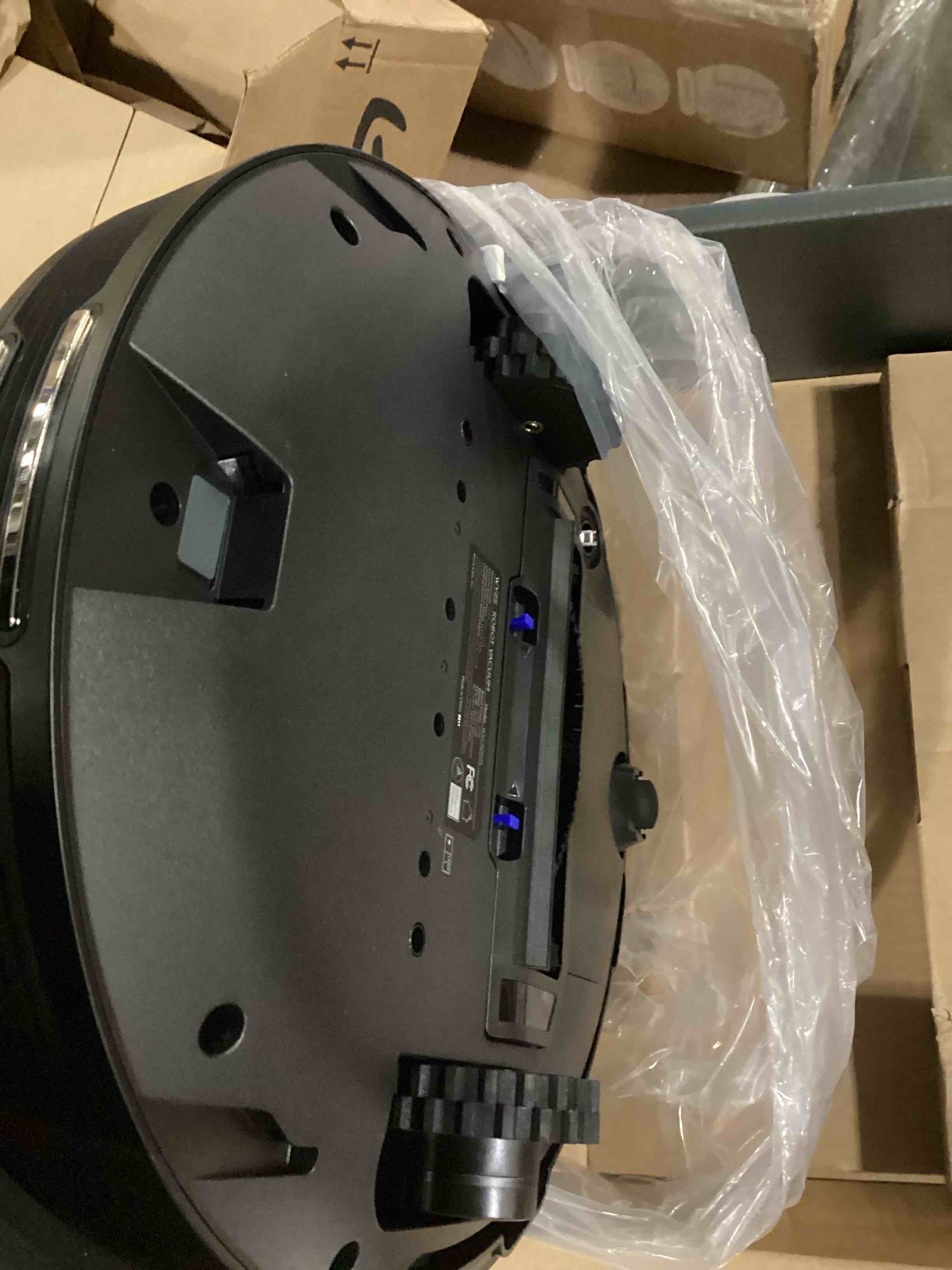 https://s3.amazonaws.com/lotting-images-prod/bidfta/YEL6797530_1738079638200.jpeg