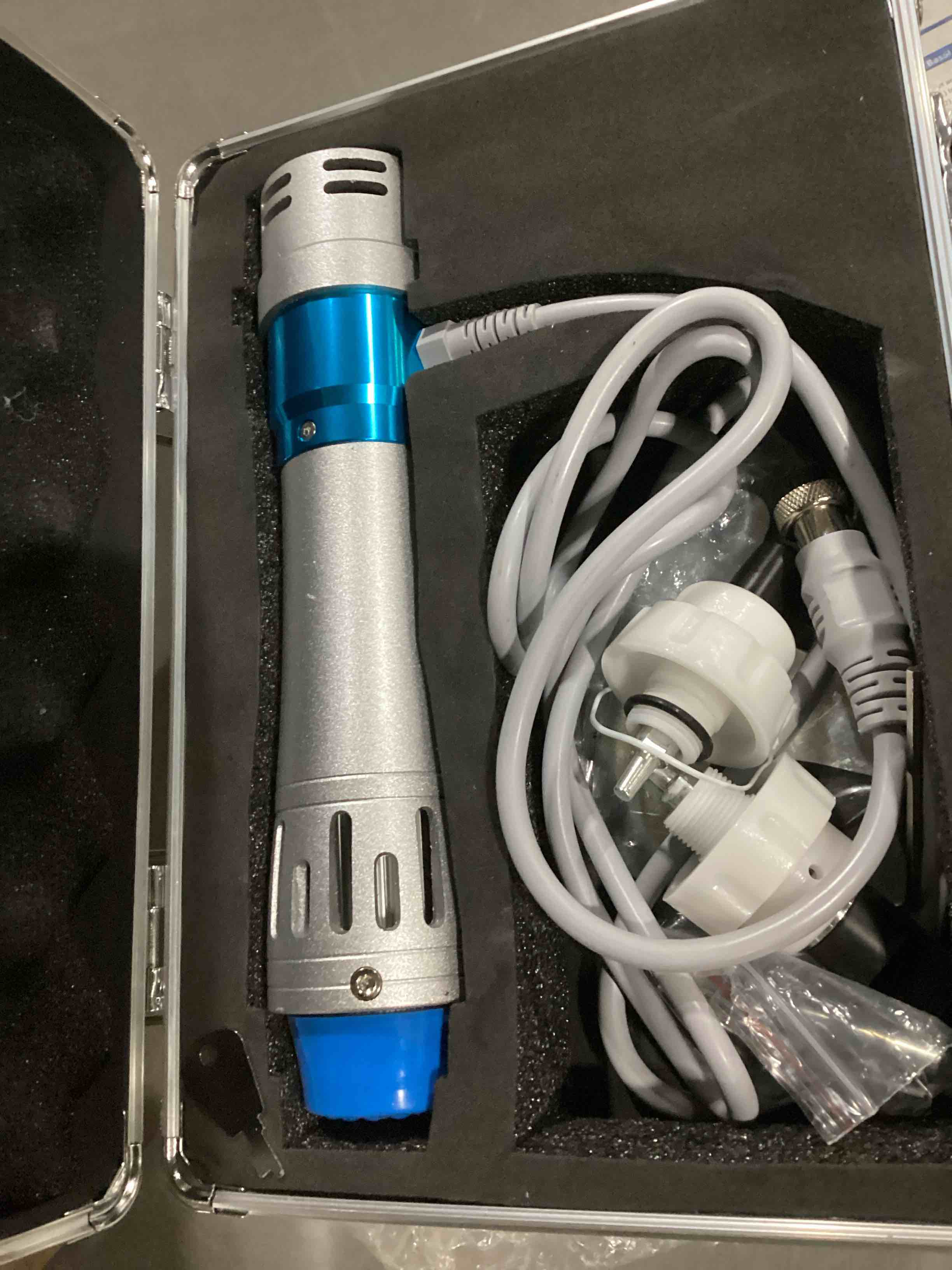 https://s3.amazonaws.com/lotting-images-prod/bidfta/YEL6797660_1738251316445.jpeg