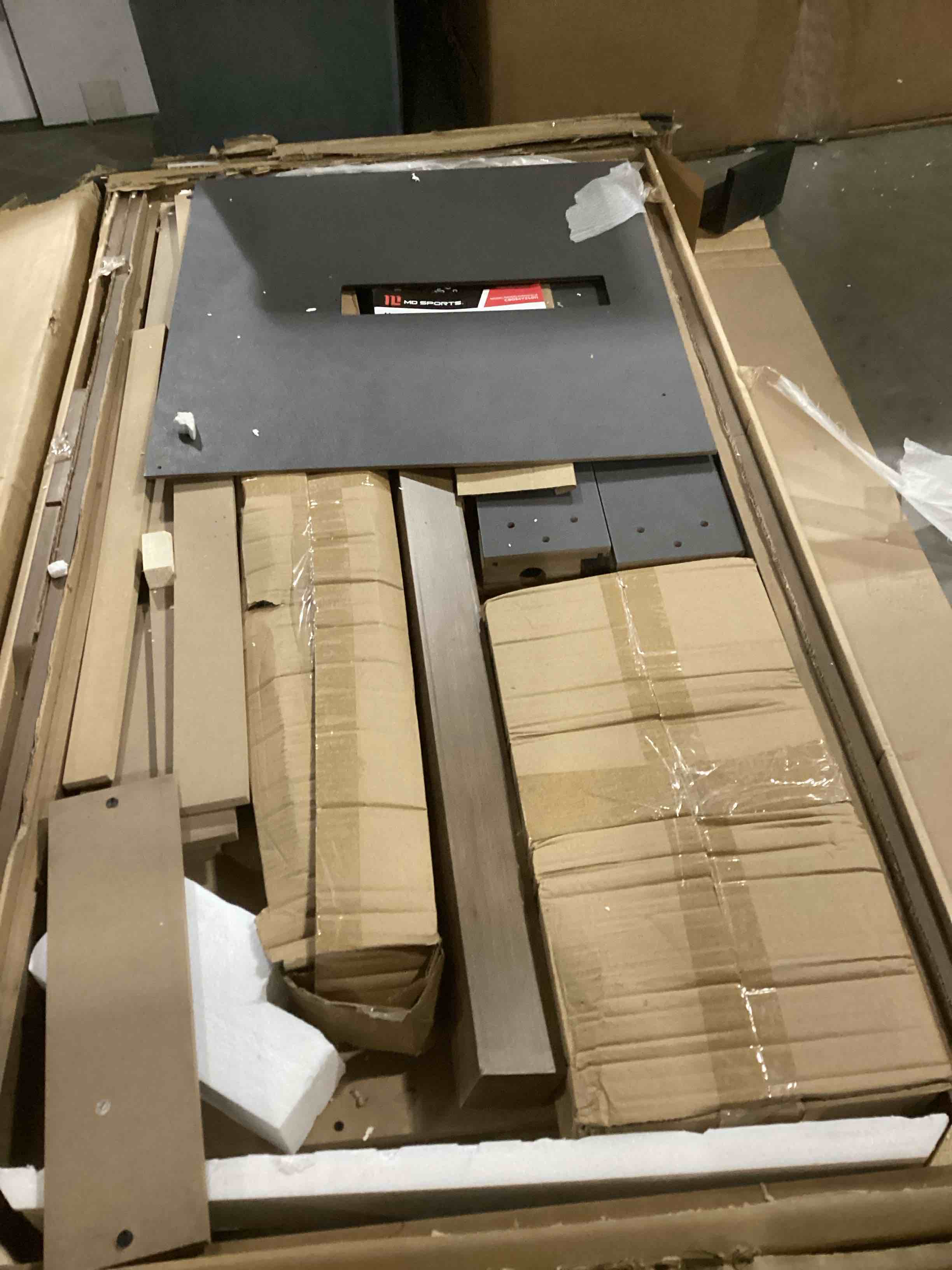 https://s3.amazonaws.com/lotting-images-prod/bidfta/YEL6798430_1739388995550.jpeg